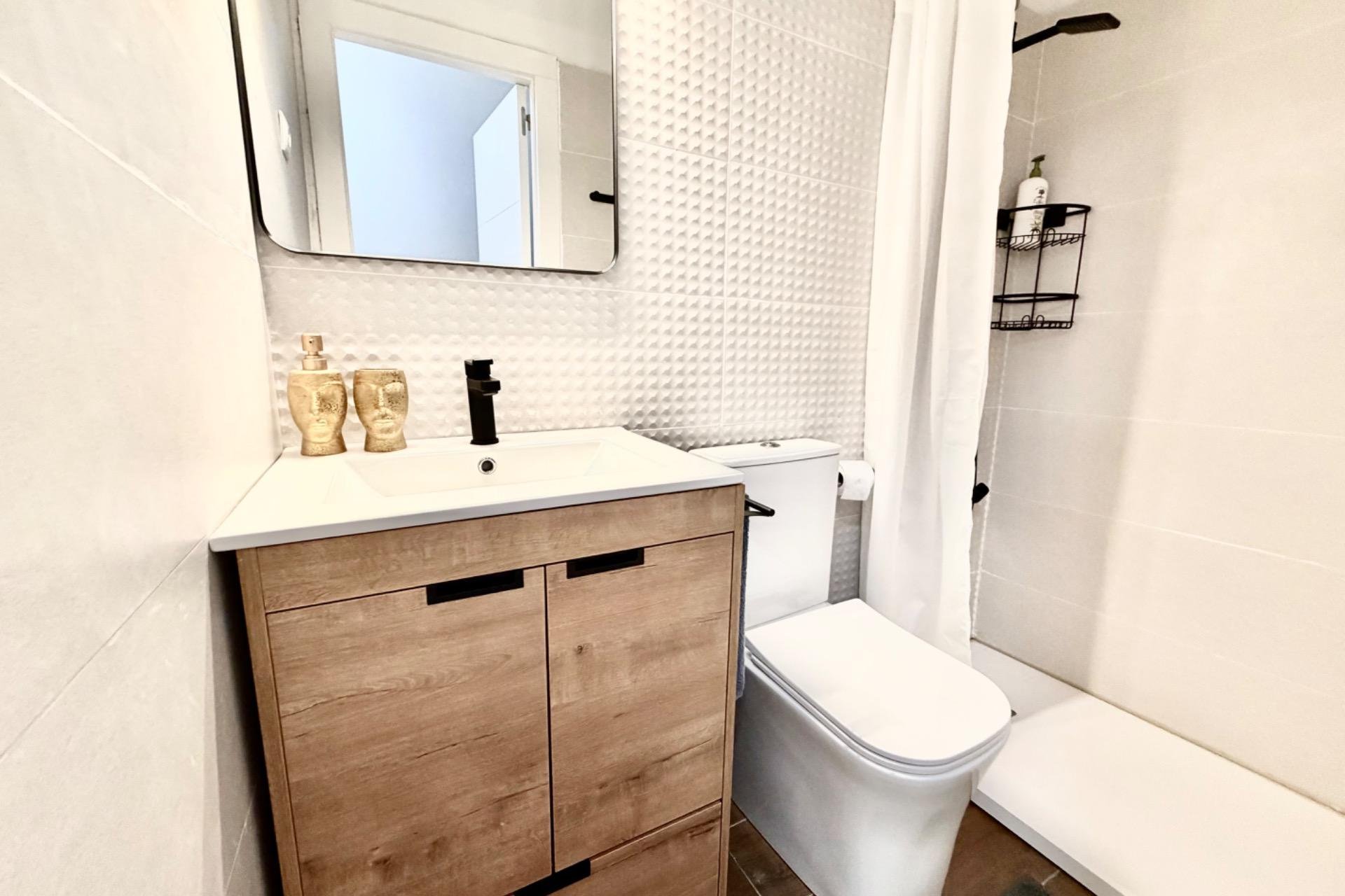 Wiederverkauf - Wohnung -
Torrevieja - La Mata Pueblo