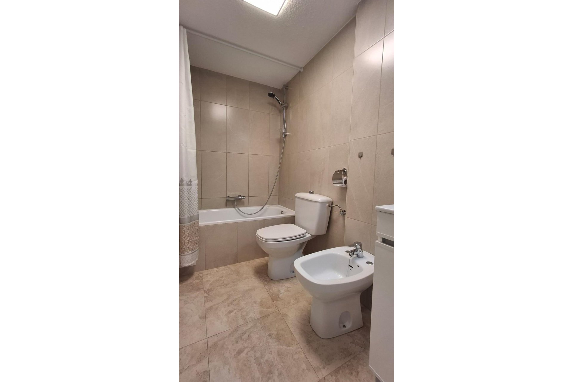 Wiederverkauf - Wohnung -
Torrevieja - La Mata Pueblo