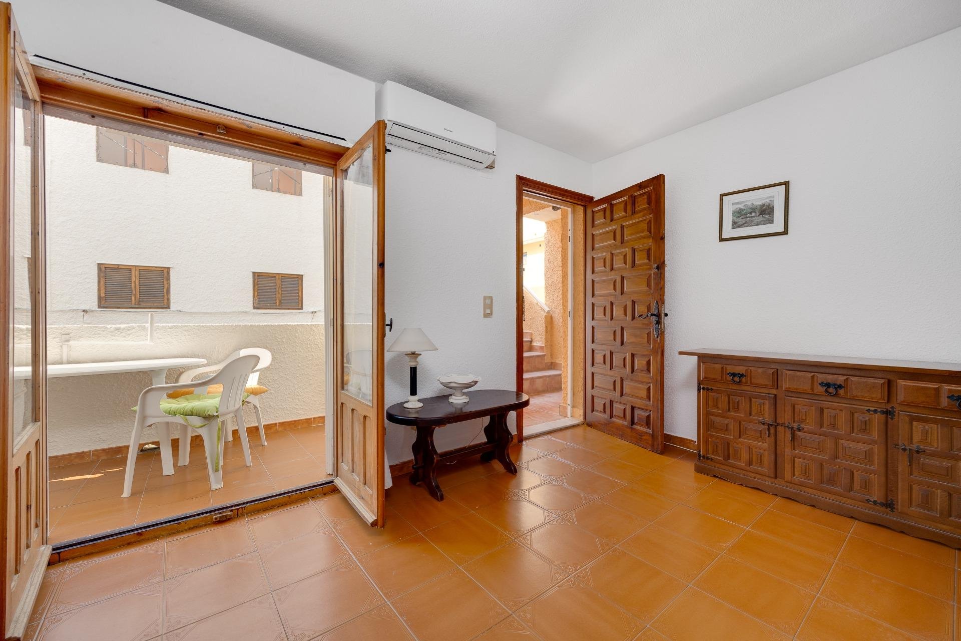 Wiederverkauf - Wohnung -
Torrevieja - La Mata