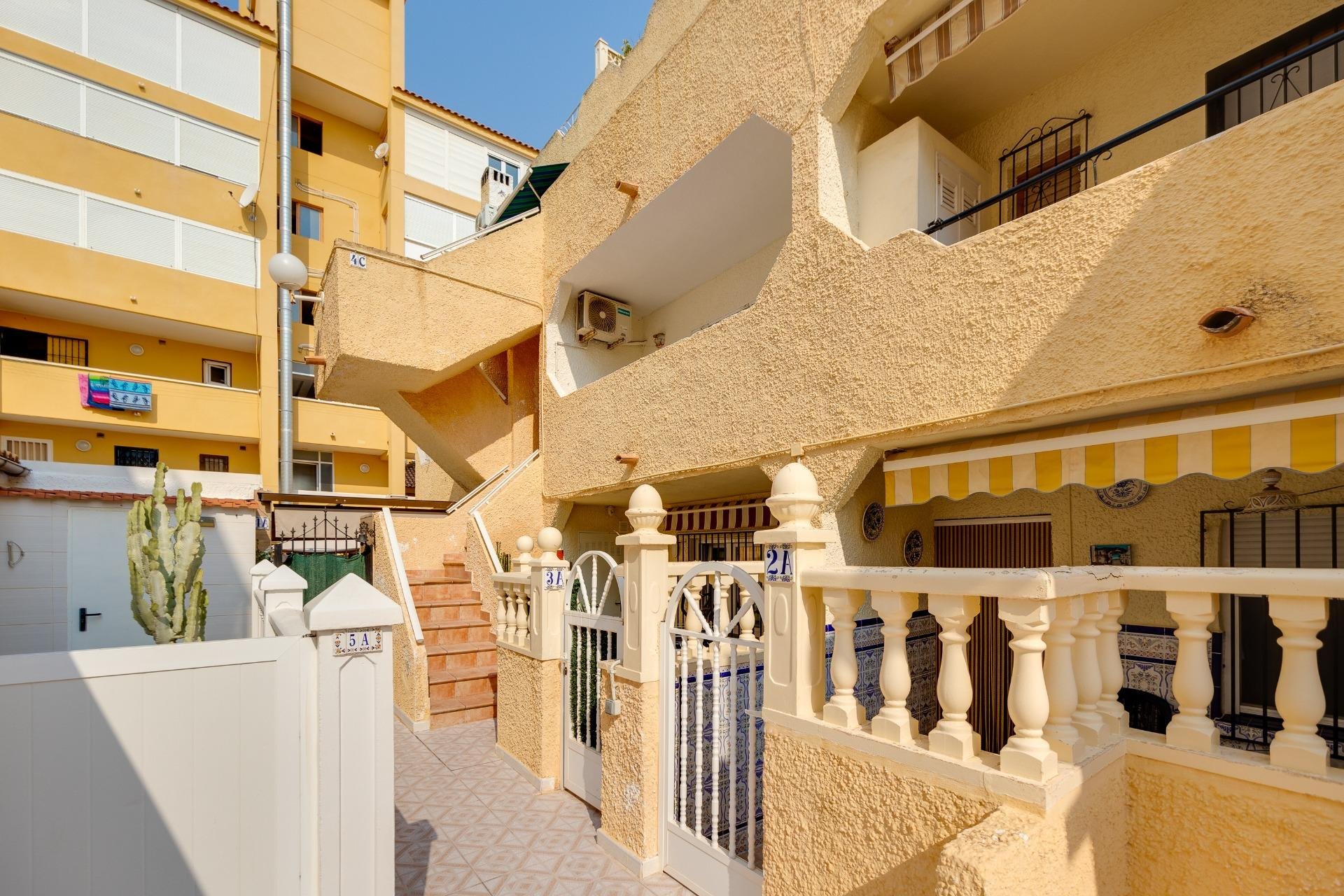 Wiederverkauf - Wohnung -
Torrevieja - La Mata