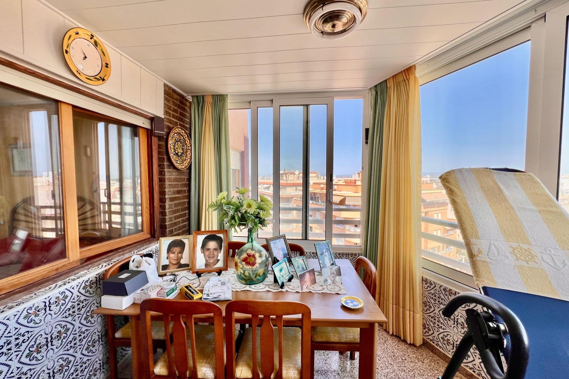 Wiederverkauf - Wohnung -
Torrevieja - La Mata