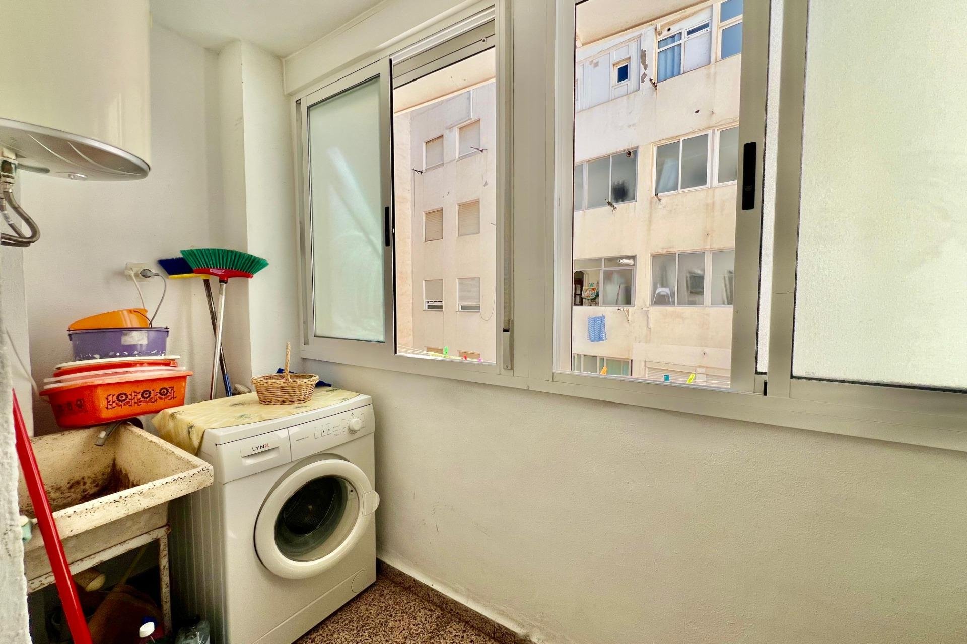 Wiederverkauf - Wohnung -
Torrevieja - La Mata