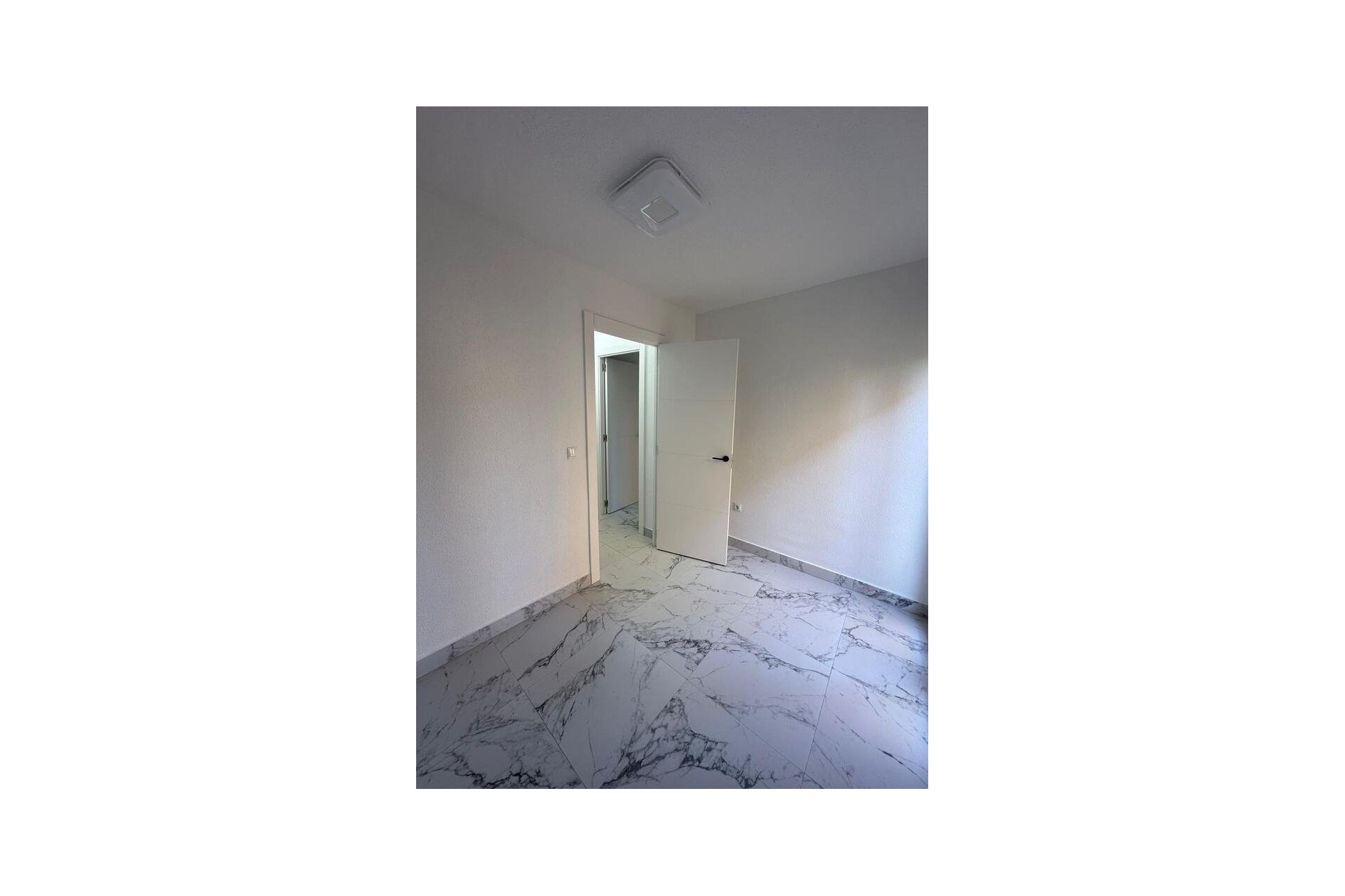 Wiederverkauf - Wohnung -
Torrevieja - La Veleta