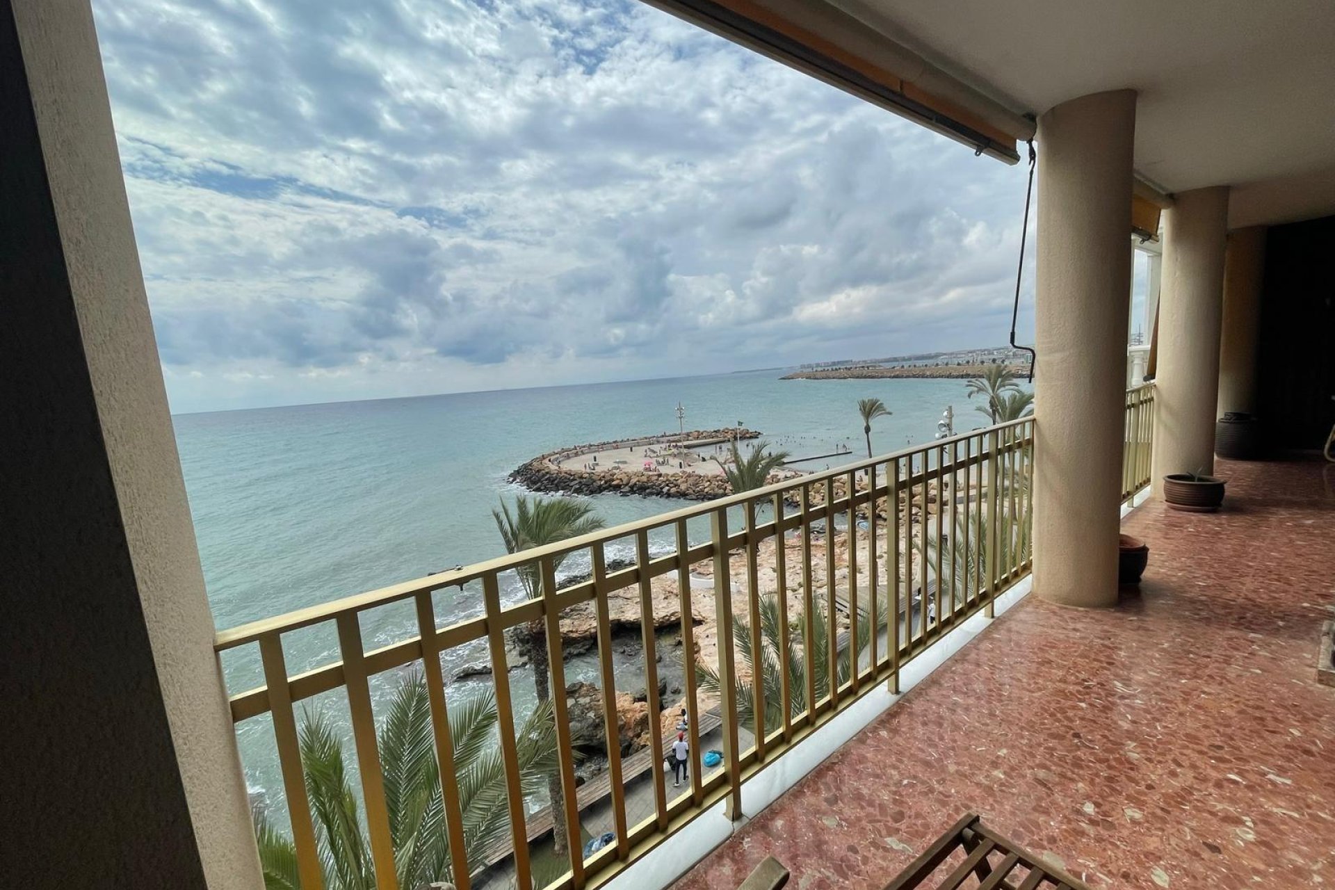 Wiederverkauf - Wohnung -
Torrevieja - Las Piscinas Naturales