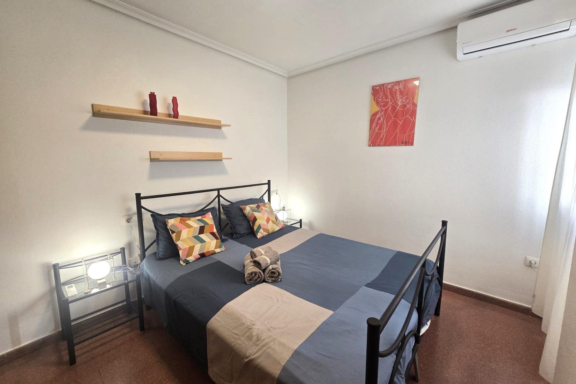Wiederverkauf - Wohnung -
Torrevieja - Las Piscinas Naturales