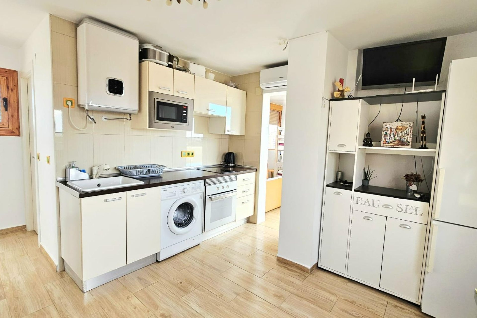 Wiederverkauf - Wohnung -
Torrevieja - Nueva Torrevieja