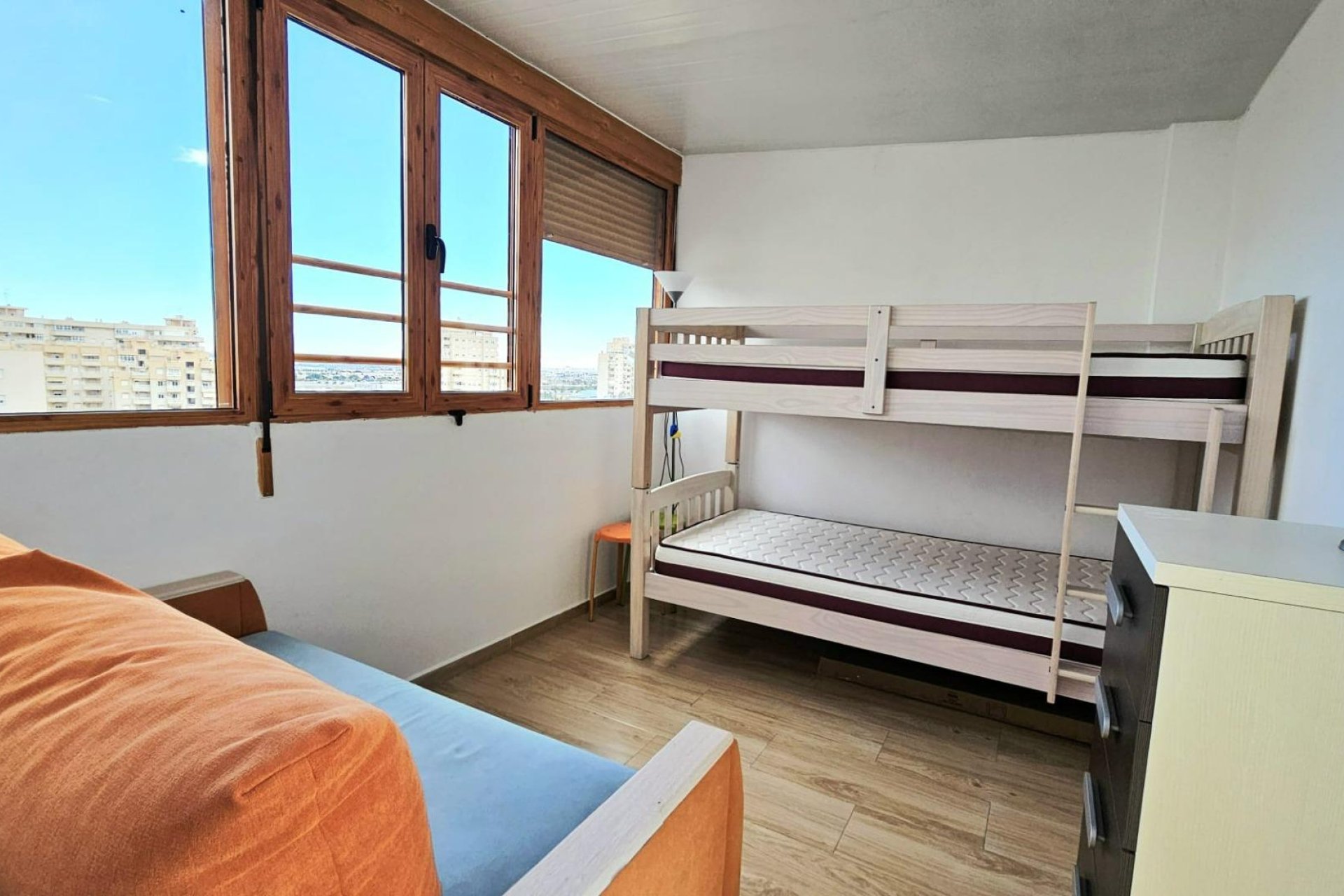 Wiederverkauf - Wohnung -
Torrevieja - Nueva Torrevieja
