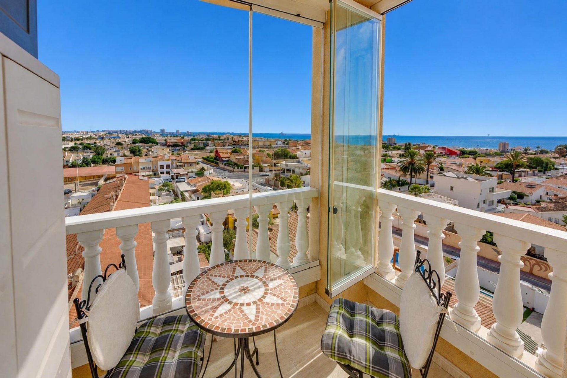 Wiederverkauf - Wohnung -
Torrevieja - Nueva Torrevieja
