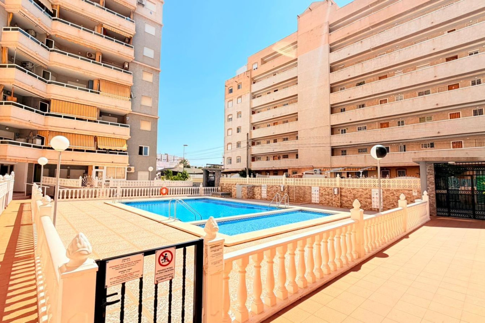 Wiederverkauf - Wohnung -
Torrevieja - Nueva Torrevieja