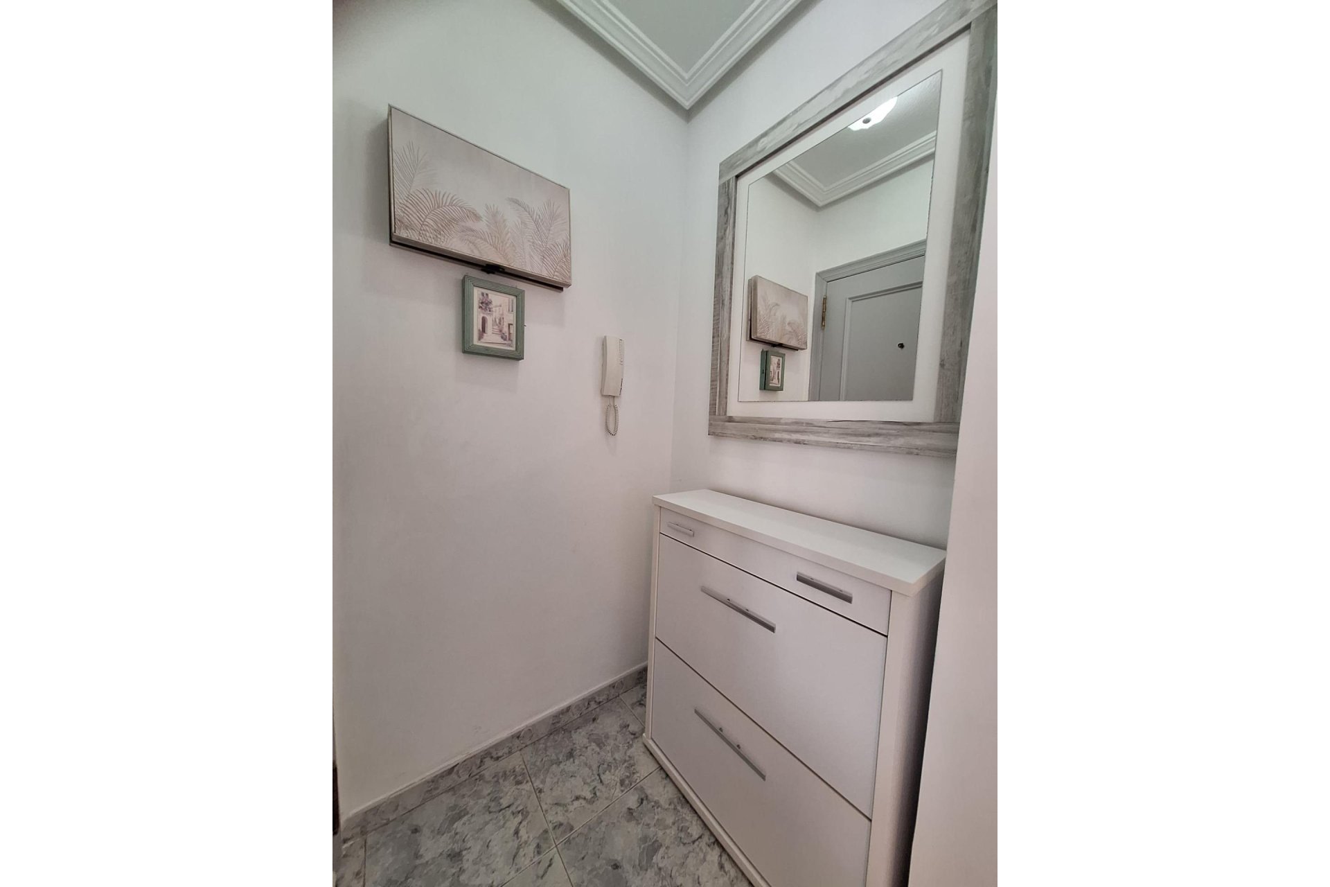 Wiederverkauf - Wohnung -
Torrevieja - Nueva Torrevieja