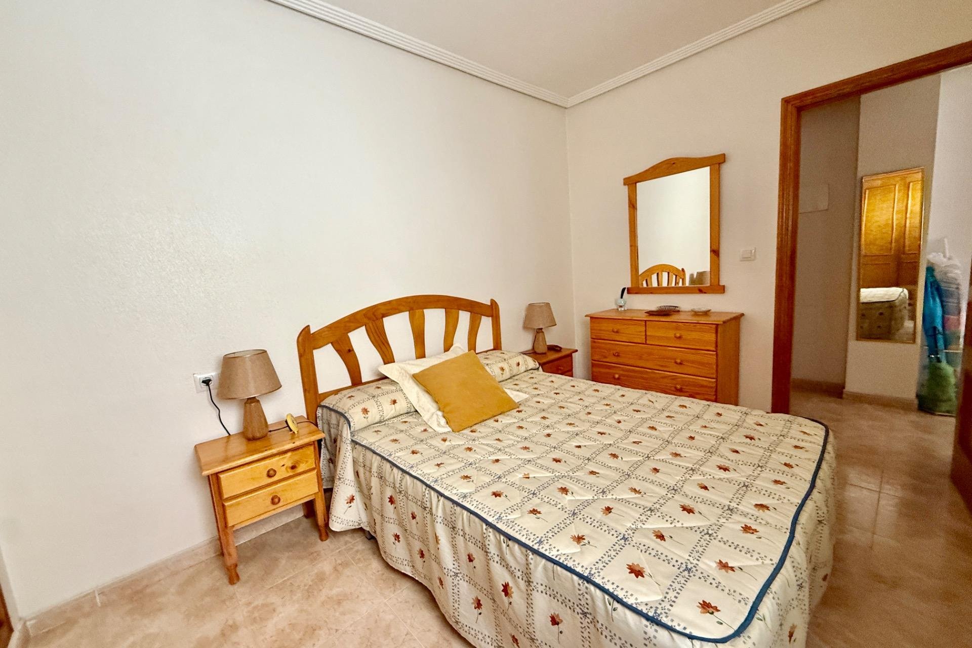 Wiederverkauf - Wohnung -
Torrevieja - PARQUE DE LAS NACIONES