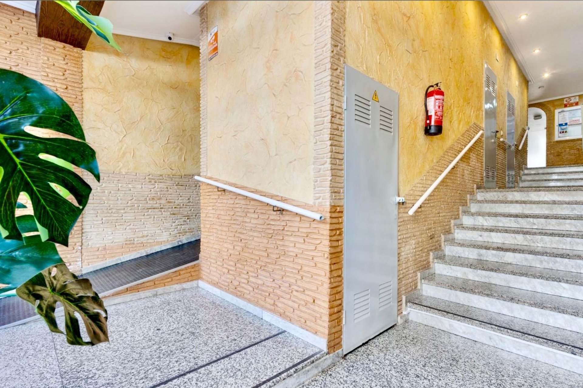 Wiederverkauf - Wohnung -
Torrevieja - PARQUE DE LAS NACIONES