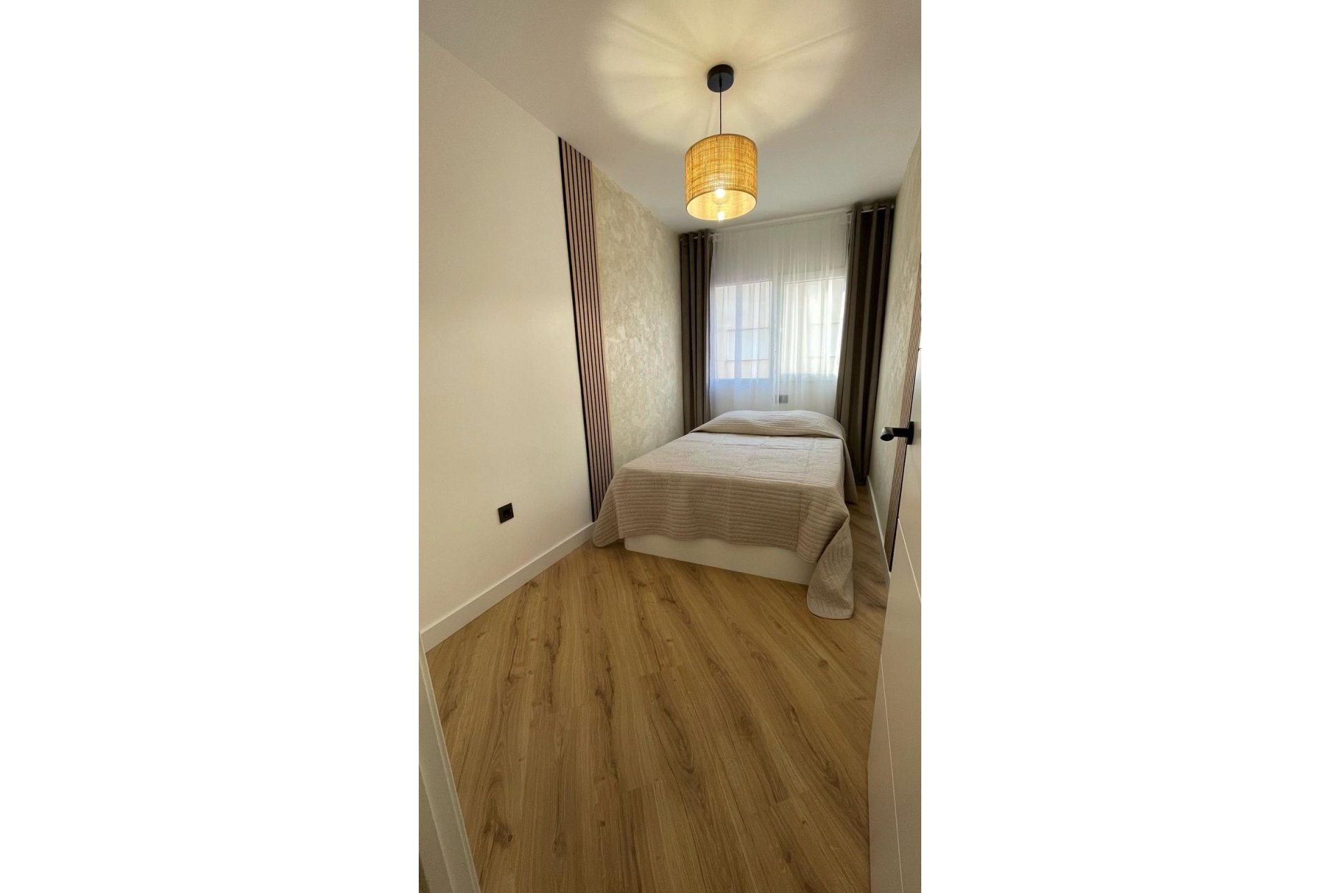 Wiederverkauf - Wohnung -
Torrevieja - PARQUE DE LAS NACIONES
