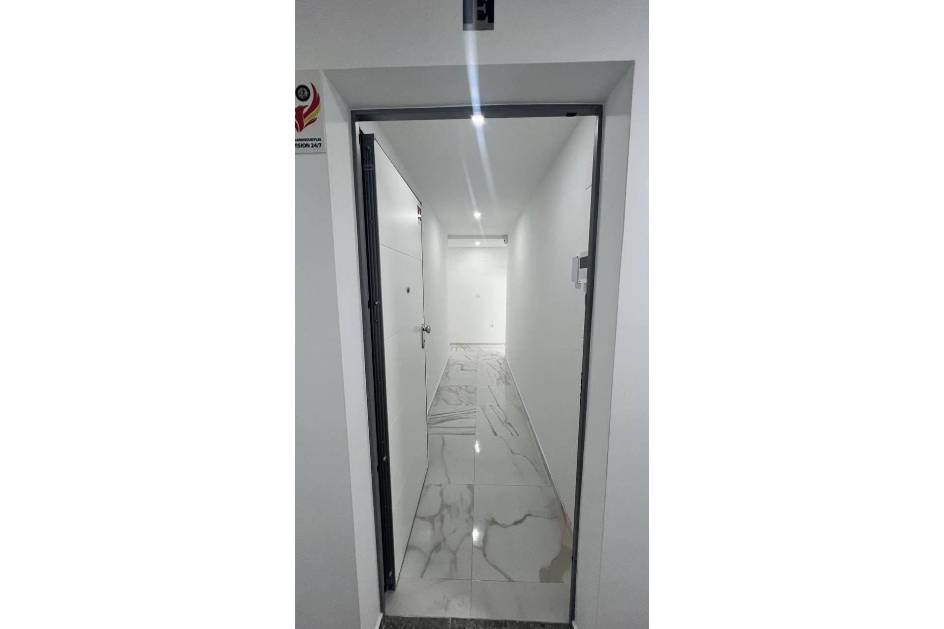 Wiederverkauf - Wohnung -
Torrevieja - PARQUE DE LAS NACIONES