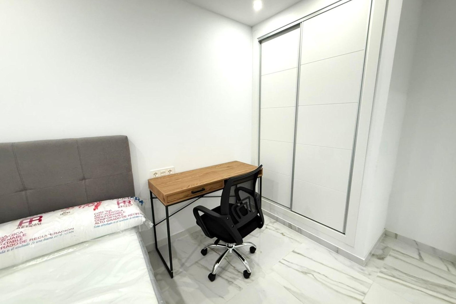 Wiederverkauf - Wohnung -
Torrevieja - PARQUE DE LAS NACIONES