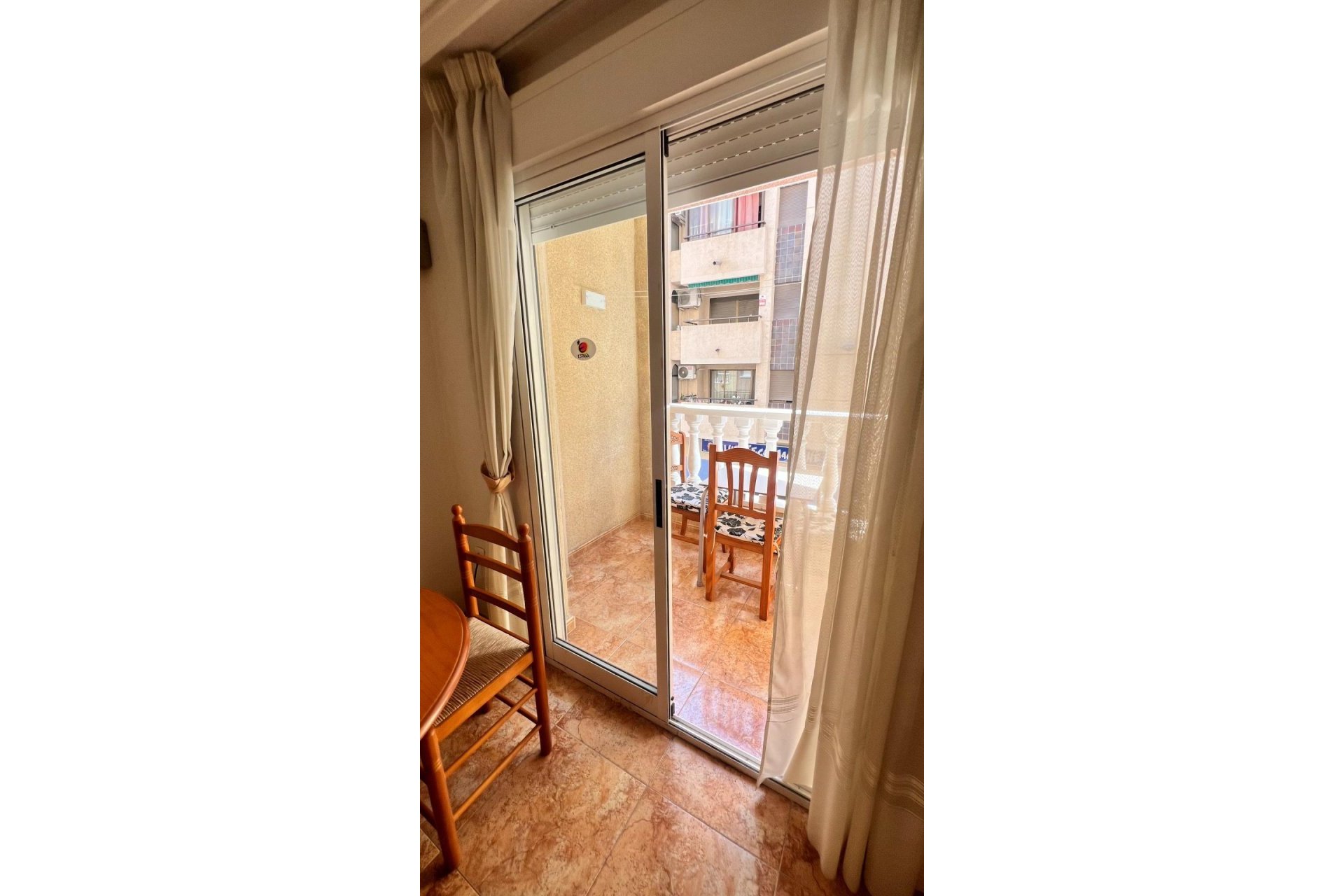 Wiederverkauf - Wohnung -
Torrevieja - PARQUE DE LAS NACIONES