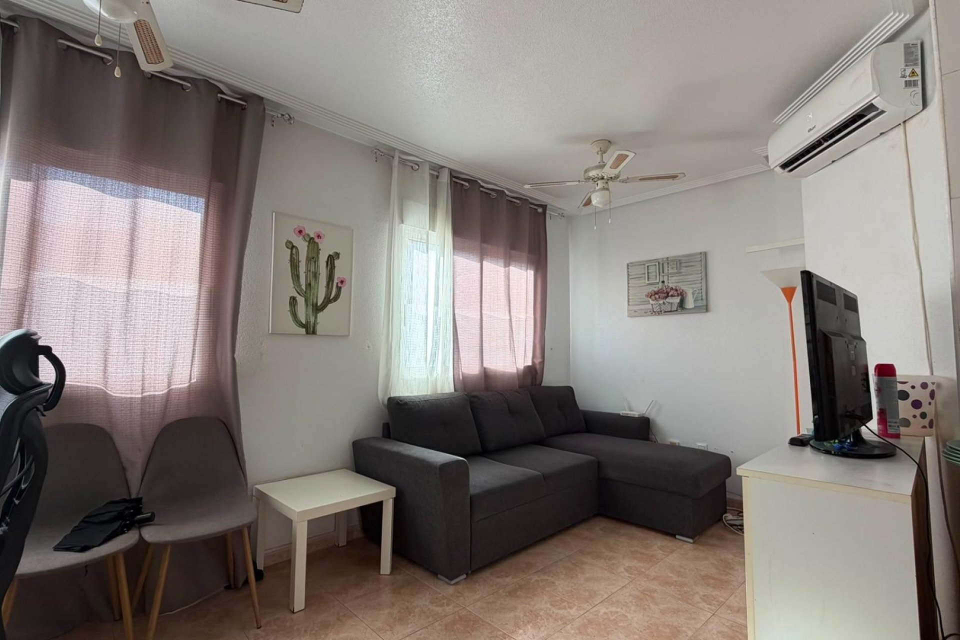 Wiederverkauf - Wohnung -
Torrevieja - PARQUE DE LAS NACIONES