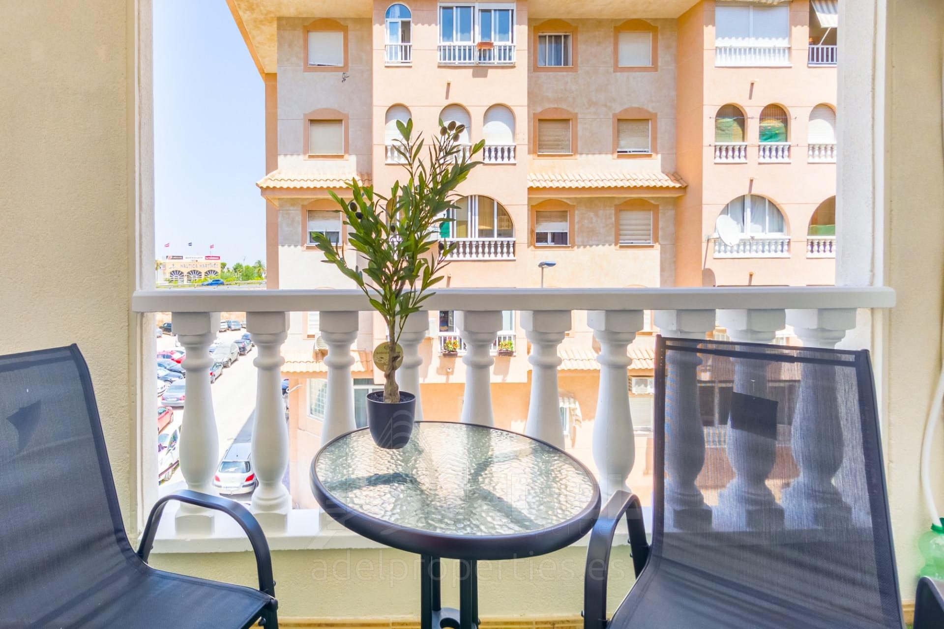 Wiederverkauf - Wohnung -
Torrevieja - PARQUE DE LAS NACIONES