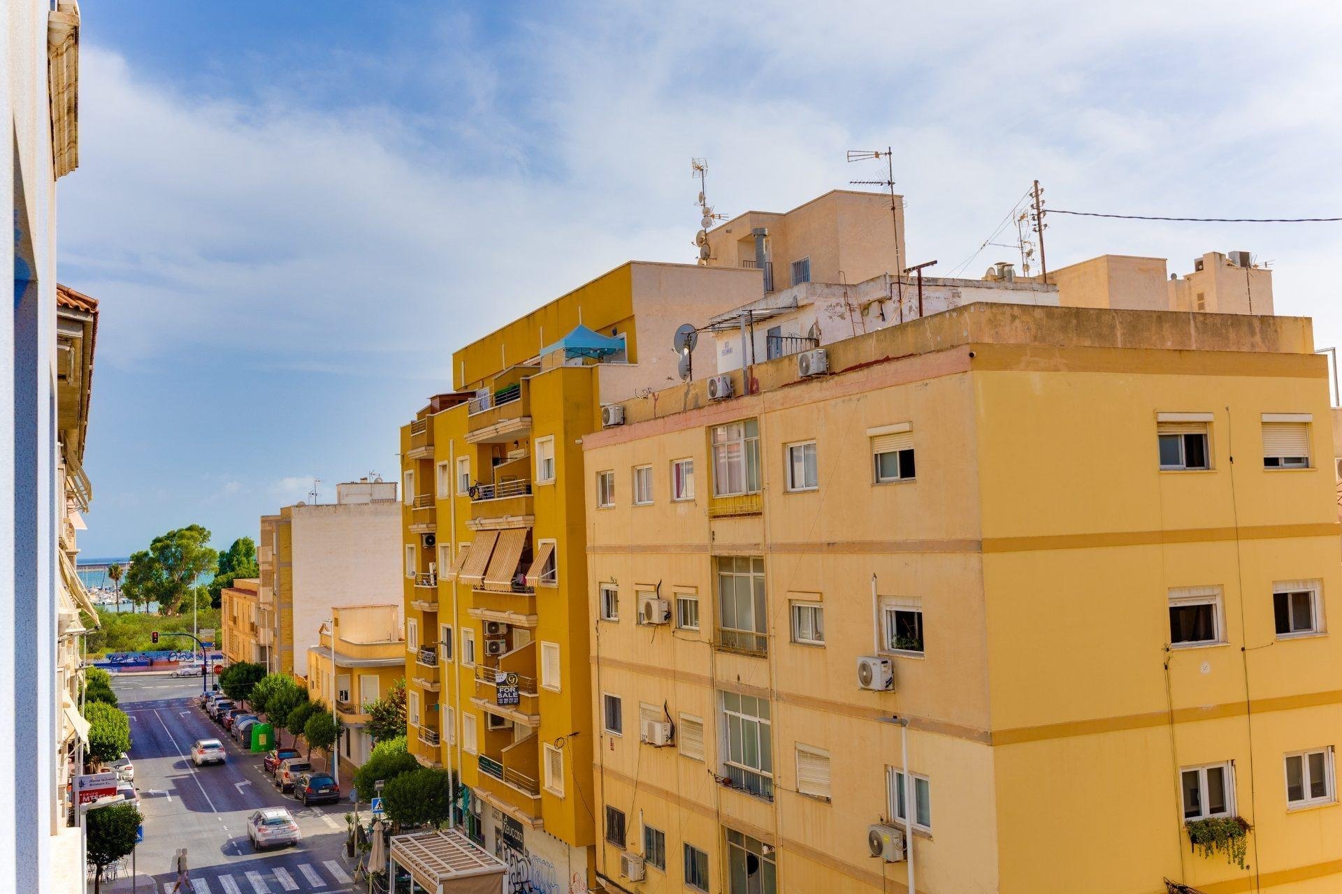 Wiederverkauf - Wohnung -
Torrevieja - PARQUE DE LAS NACIONES