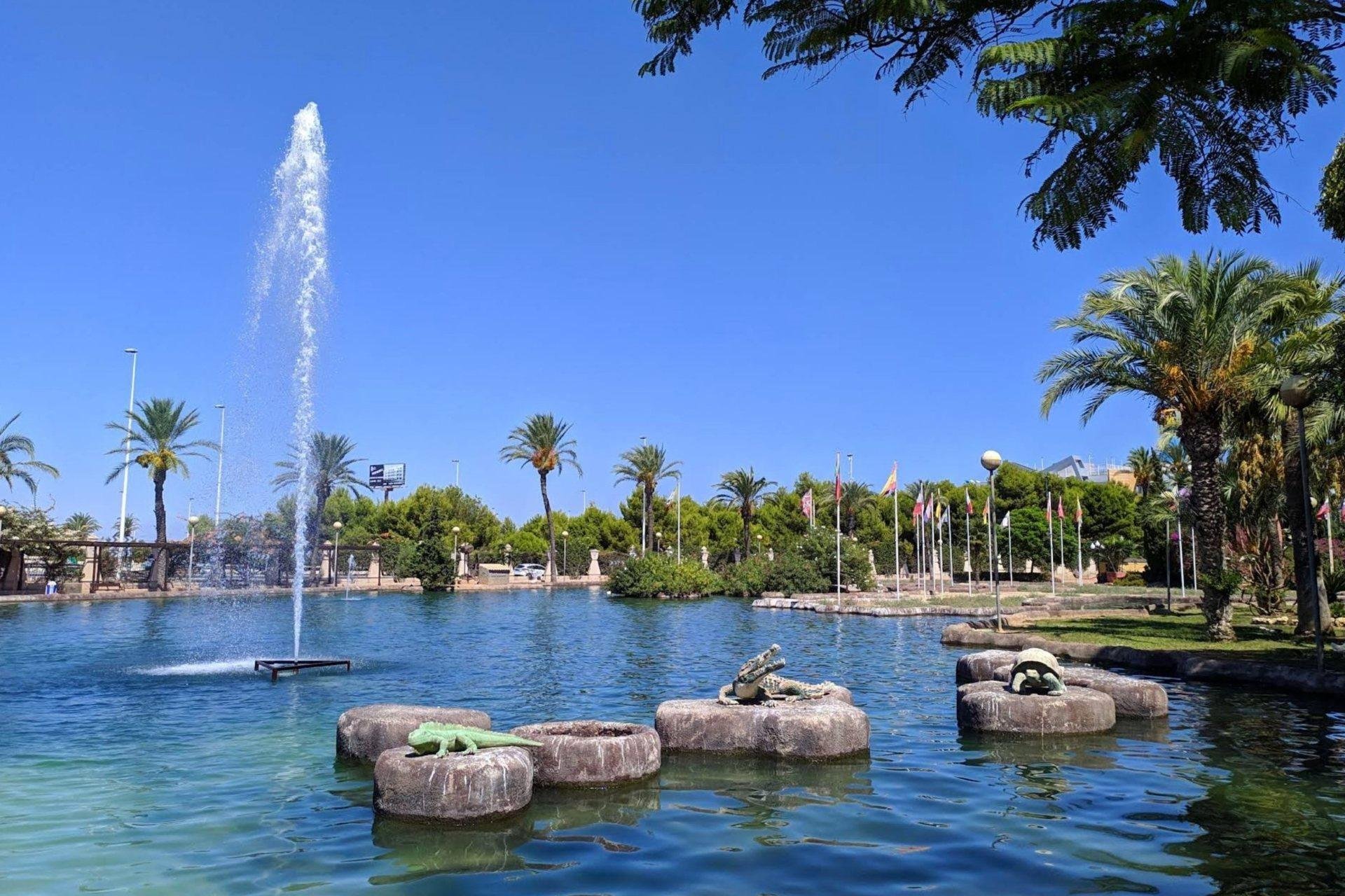 Wiederverkauf - Wohnung -
Torrevieja - PARQUE DE LAS NACIONES