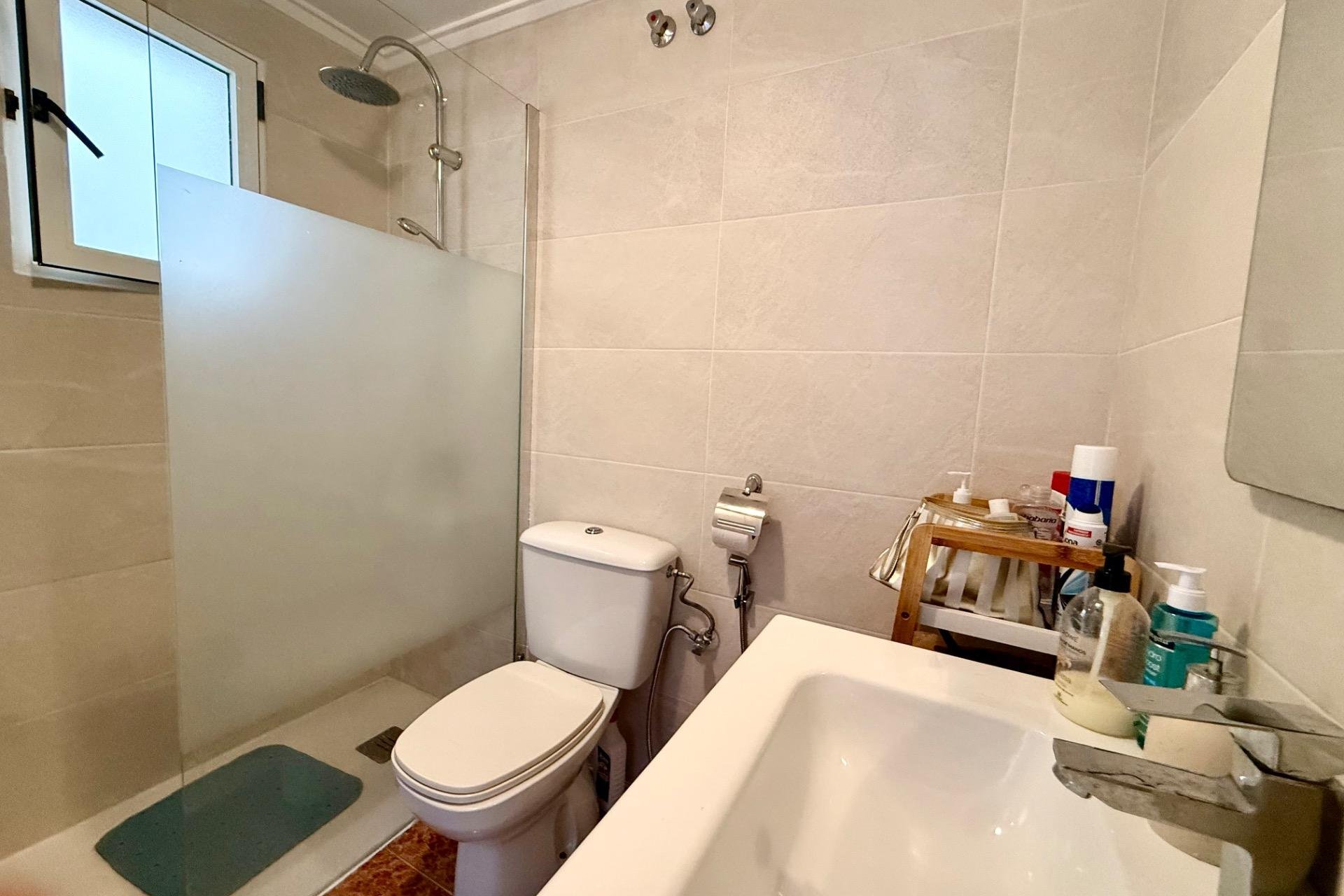 Wiederverkauf - Wohnung -
Torrevieja - PARQUE DE LAS NACIONES