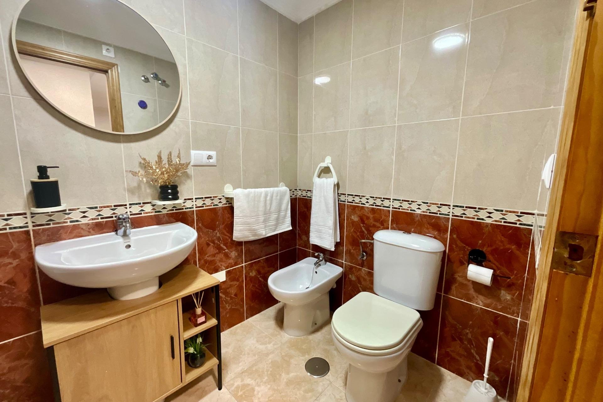 Wiederverkauf - Wohnung -
Torrevieja - PARQUE DE LAS NACIONES