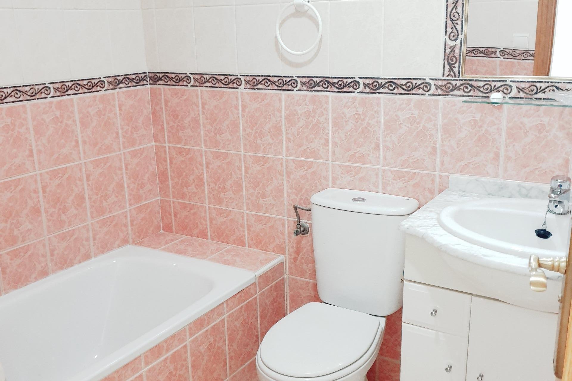 Wiederverkauf - Wohnung -
Torrevieja - PARQUE DE LAS NACIONES