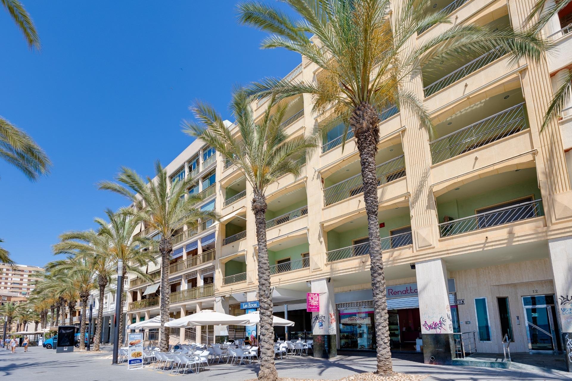 Wiederverkauf - Wohnung -
Torrevieja - Paseo Maritimo