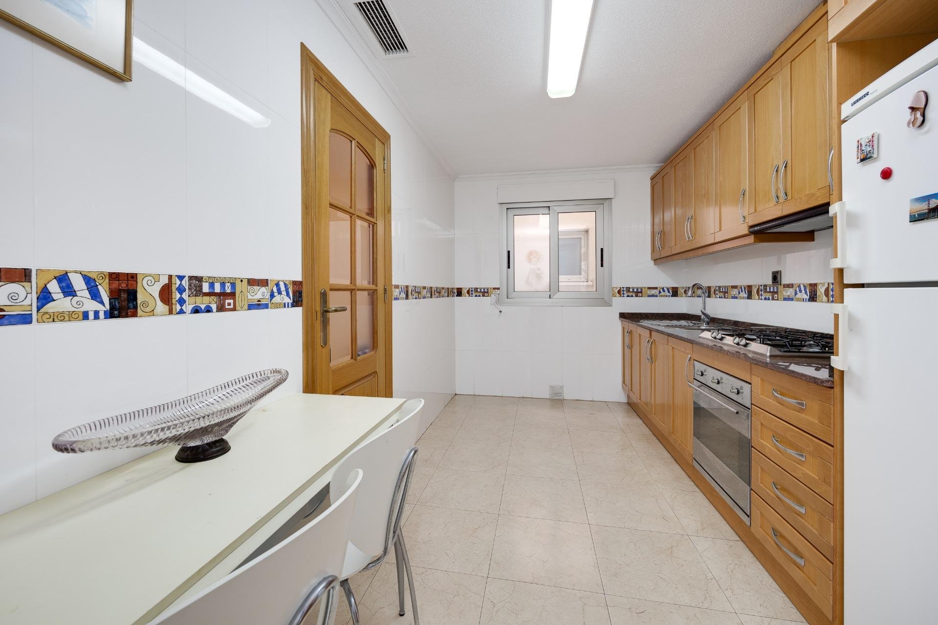 Wiederverkauf - Wohnung -
Torrevieja - Paseo Maritimo