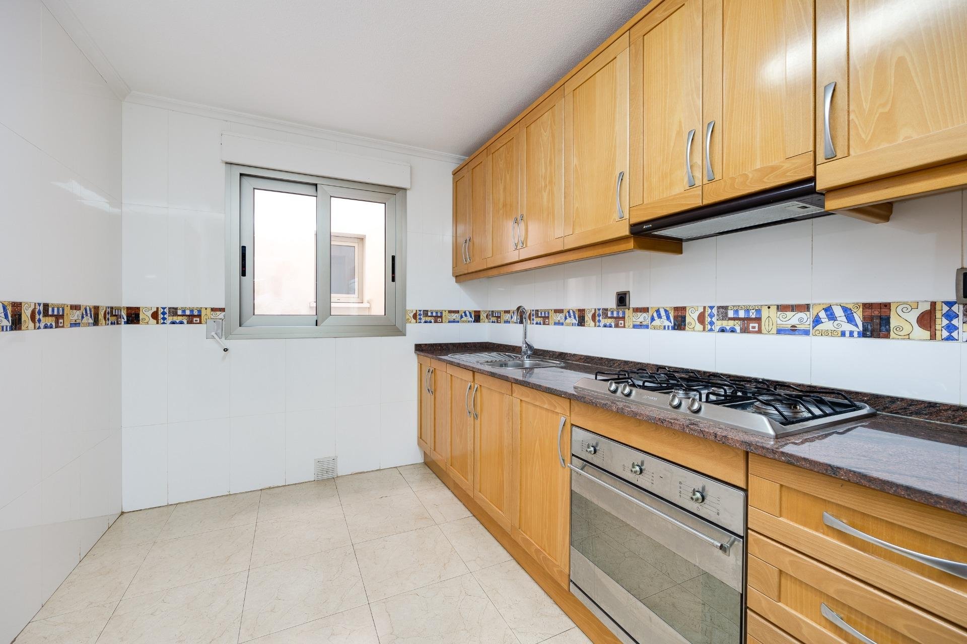Wiederverkauf - Wohnung -
Torrevieja - Paseo Maritimo