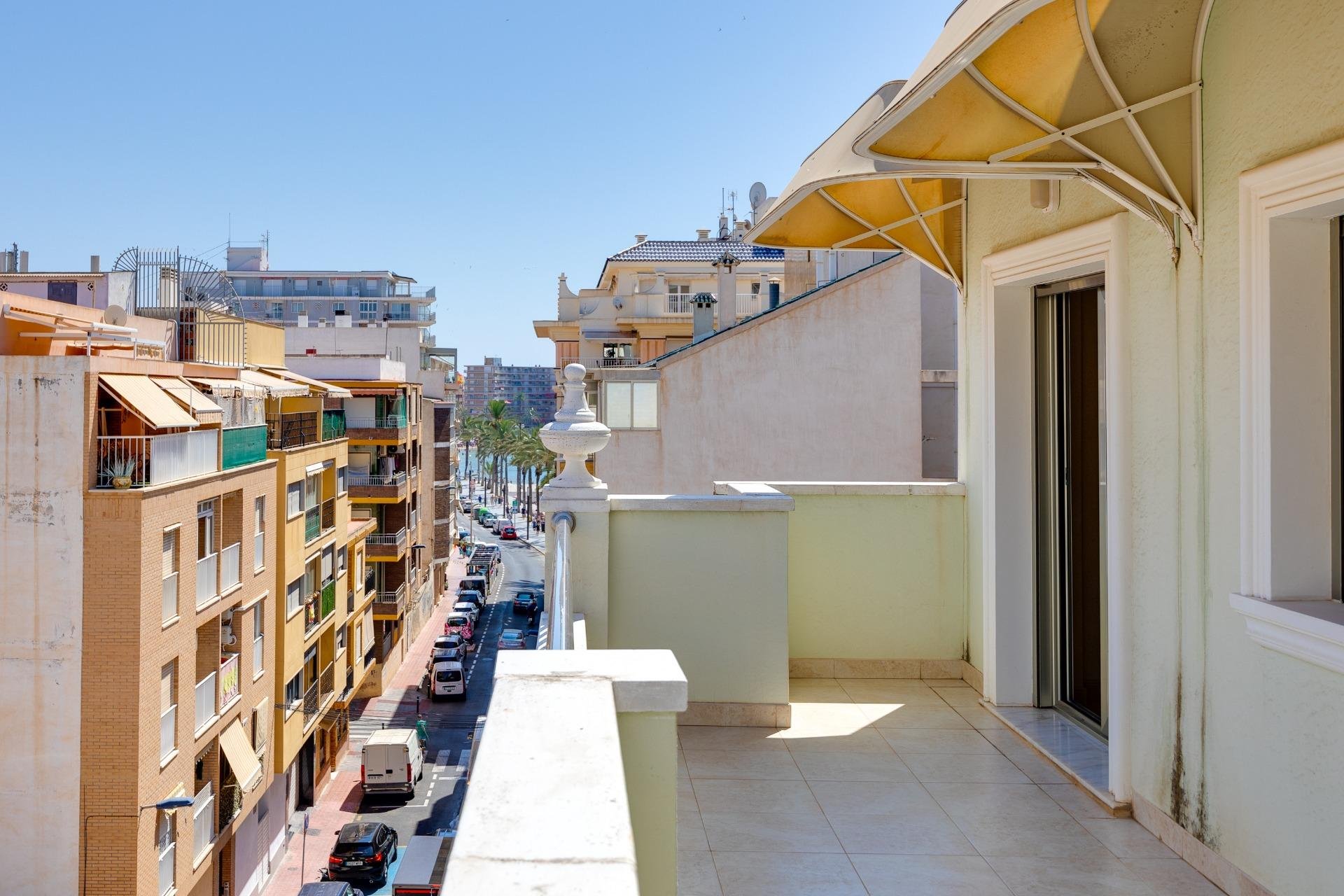Wiederverkauf - Wohnung -
Torrevieja - Paseo Maritimo