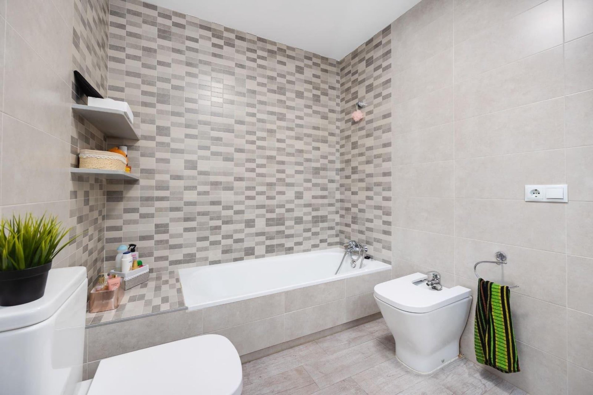 Wiederverkauf - Wohnung -
Torrevieja - Paseo Maritimo