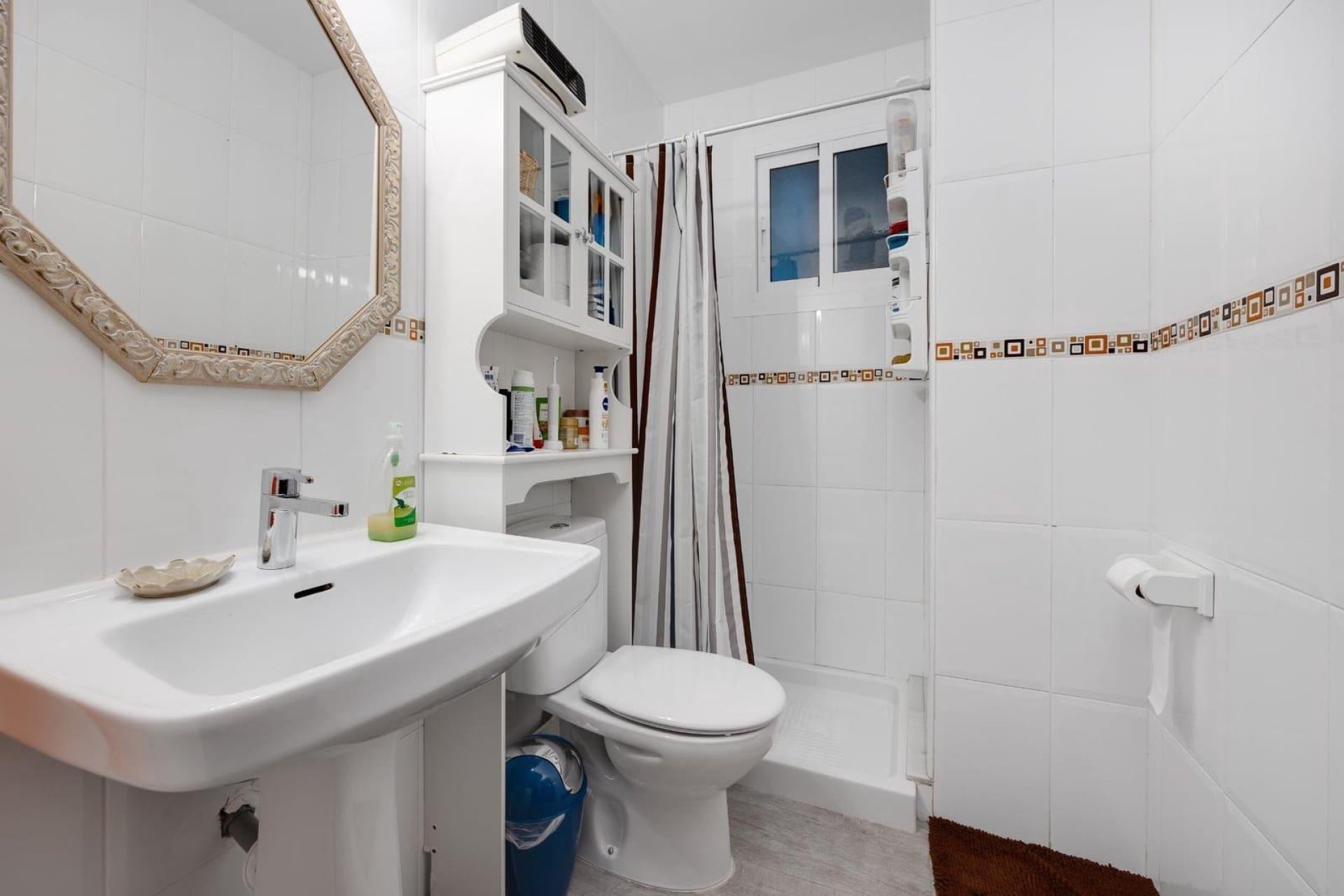 Wiederverkauf - Wohnung -
Torrevieja - Paseo Maritimo