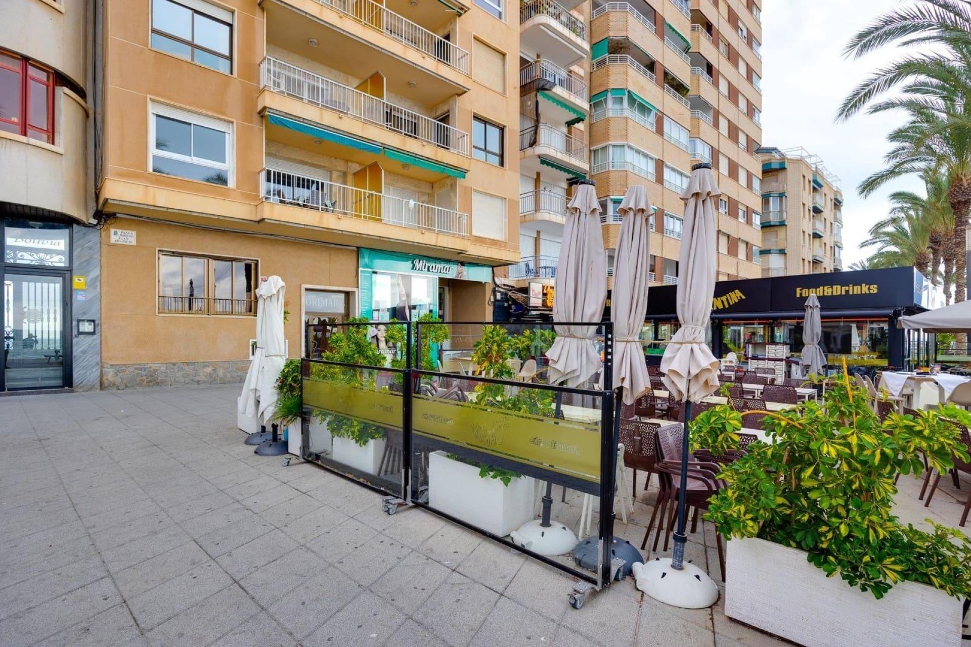 Wiederverkauf - Wohnung -
Torrevieja - Paseo Maritimo