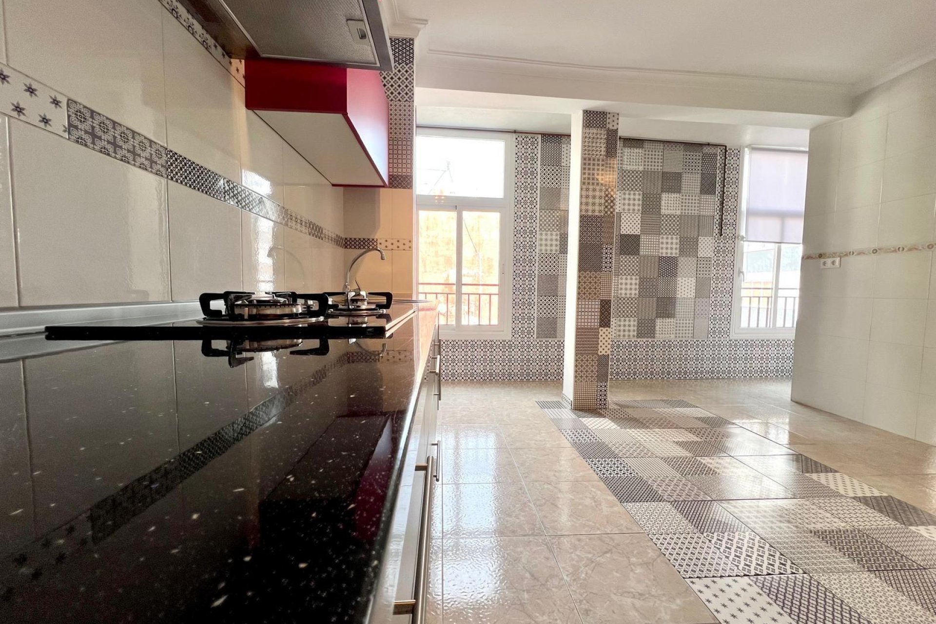 Wiederverkauf - Wohnung -
Torrevieja - Paseo Maritimo