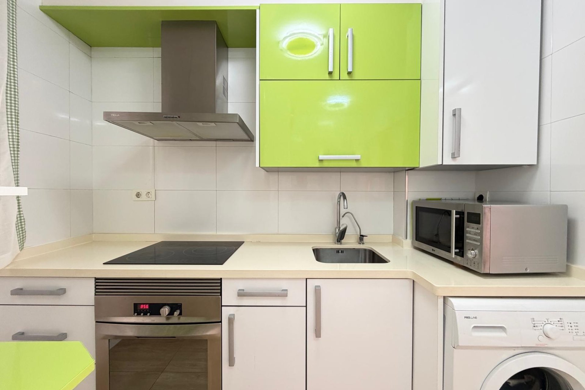 Wiederverkauf - Wohnung -
Torrevieja - Paseo Maritimo