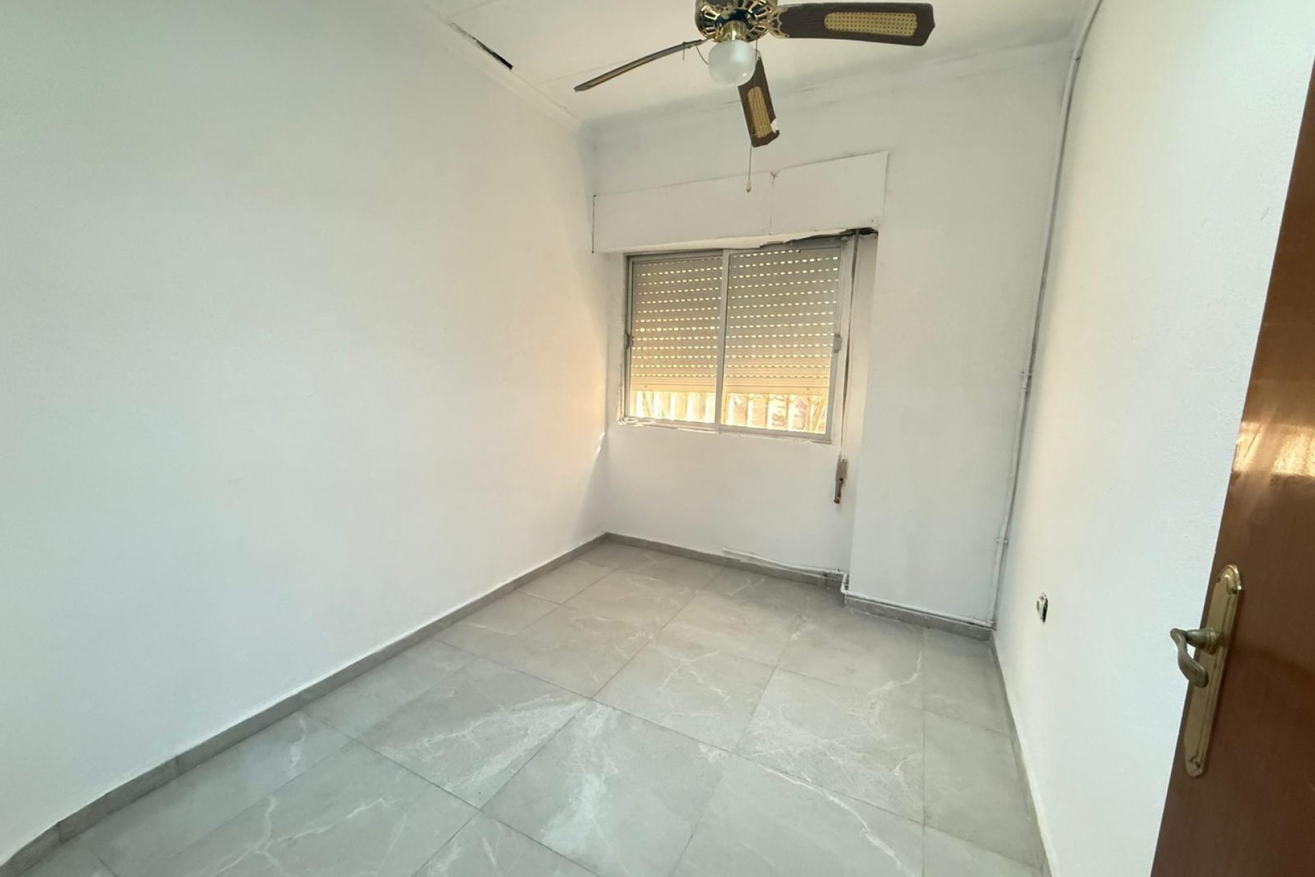 Wiederverkauf - Wohnung -
Torrevieja - Playa de los Locos