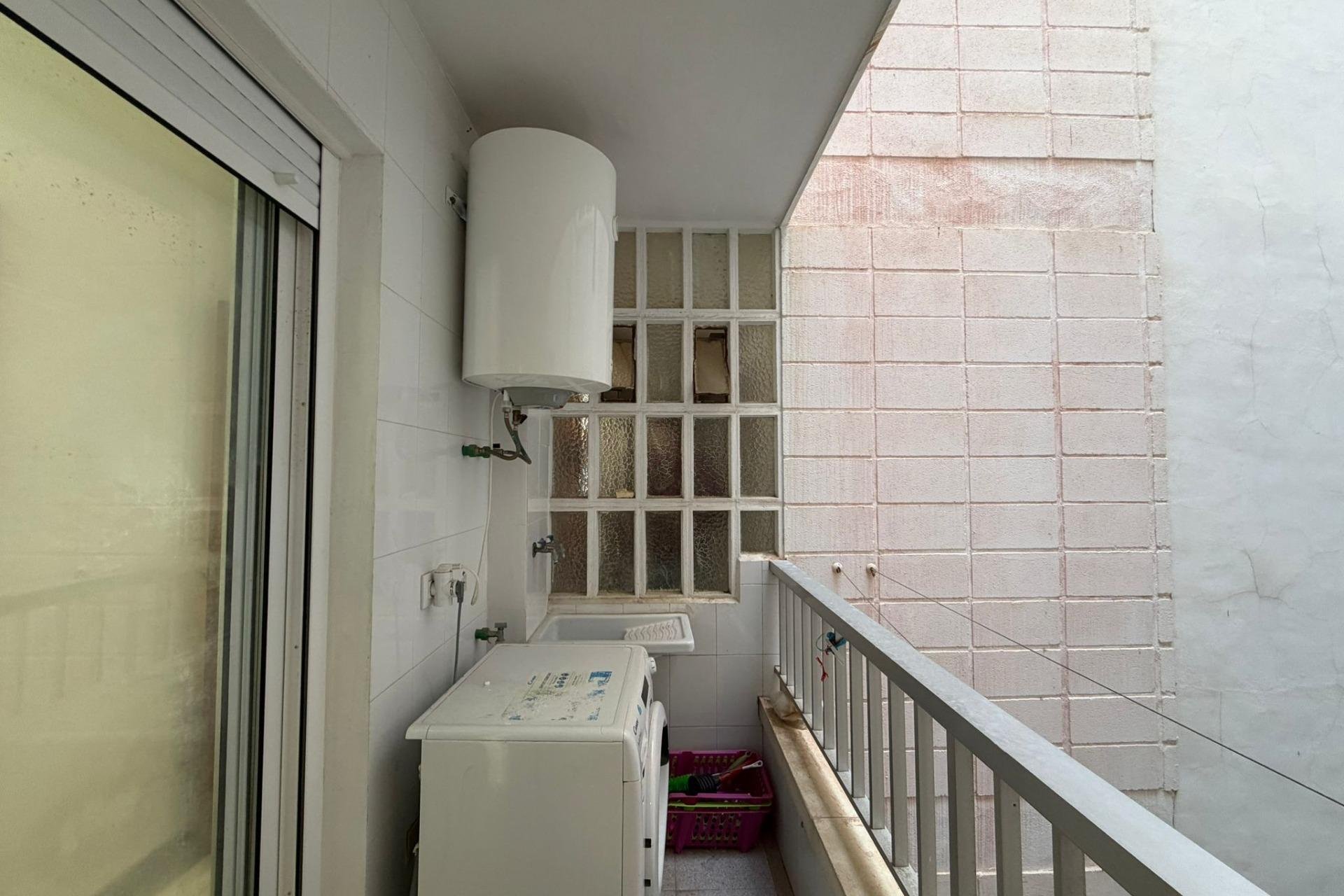 Wiederverkauf - Wohnung -
Torrevieja - Playa de los Locos