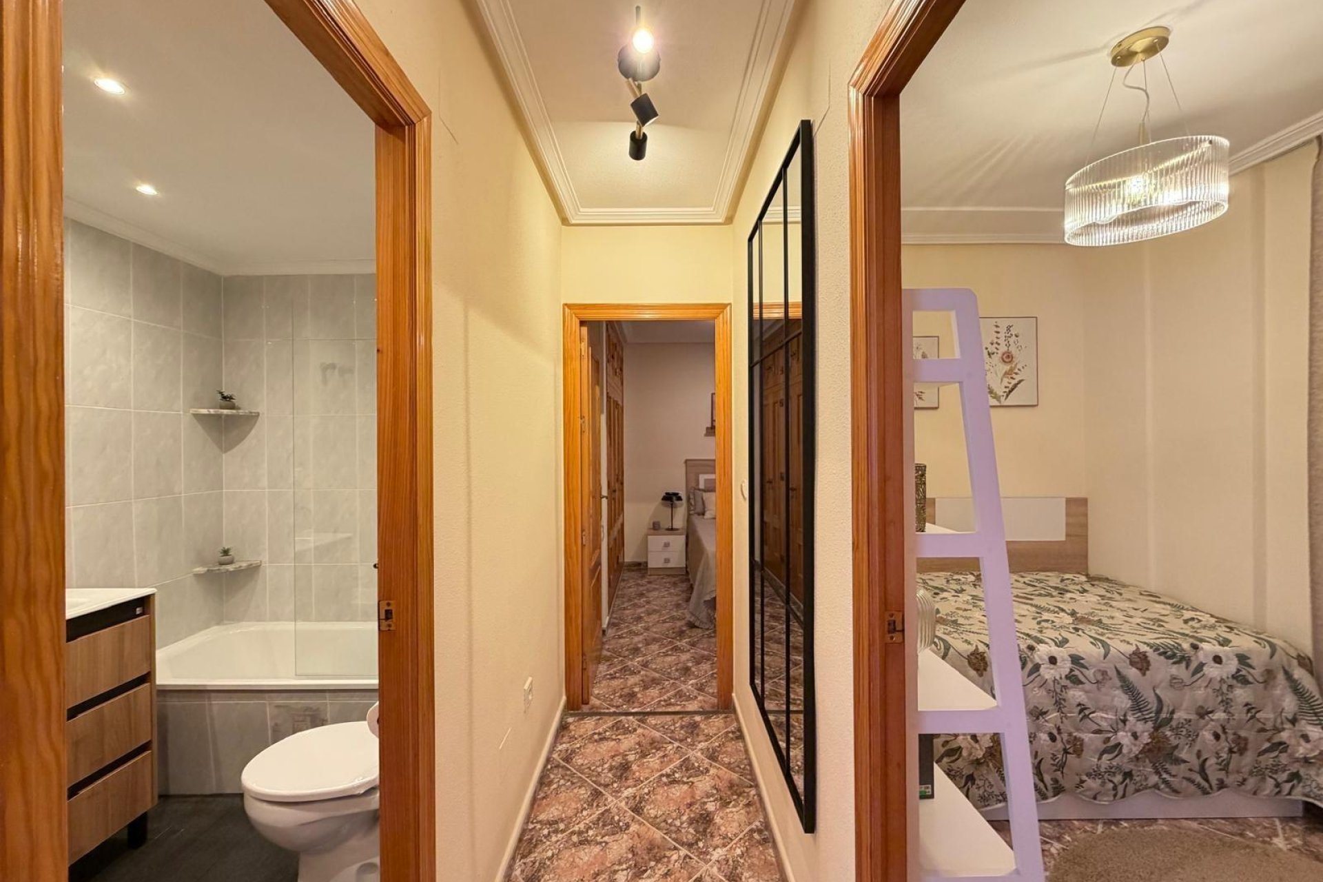 Wiederverkauf - Wohnung -
Torrevieja - Playa de los Locos