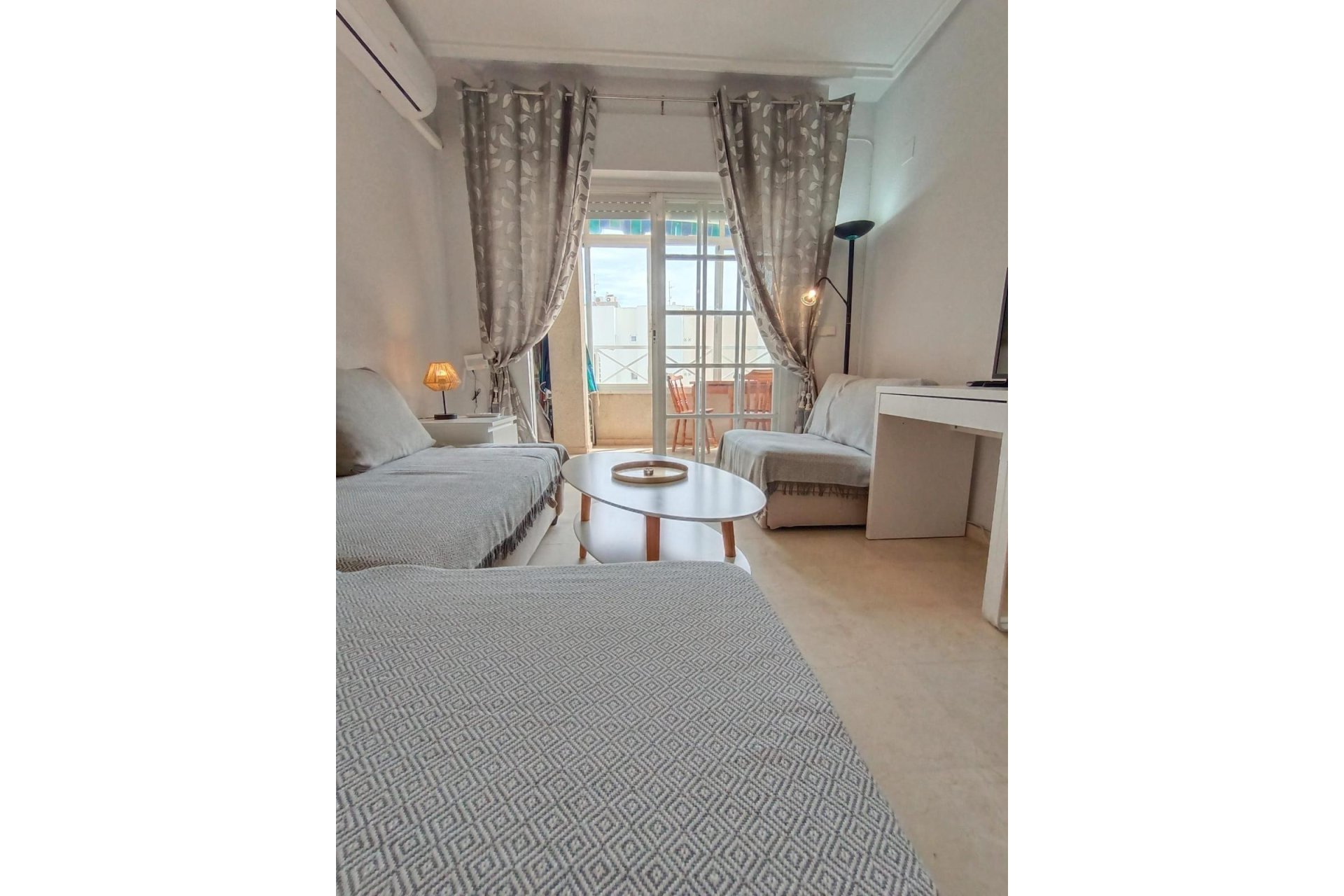 Wiederverkauf - Wohnung -
Torrevieja - Playa de los Locos