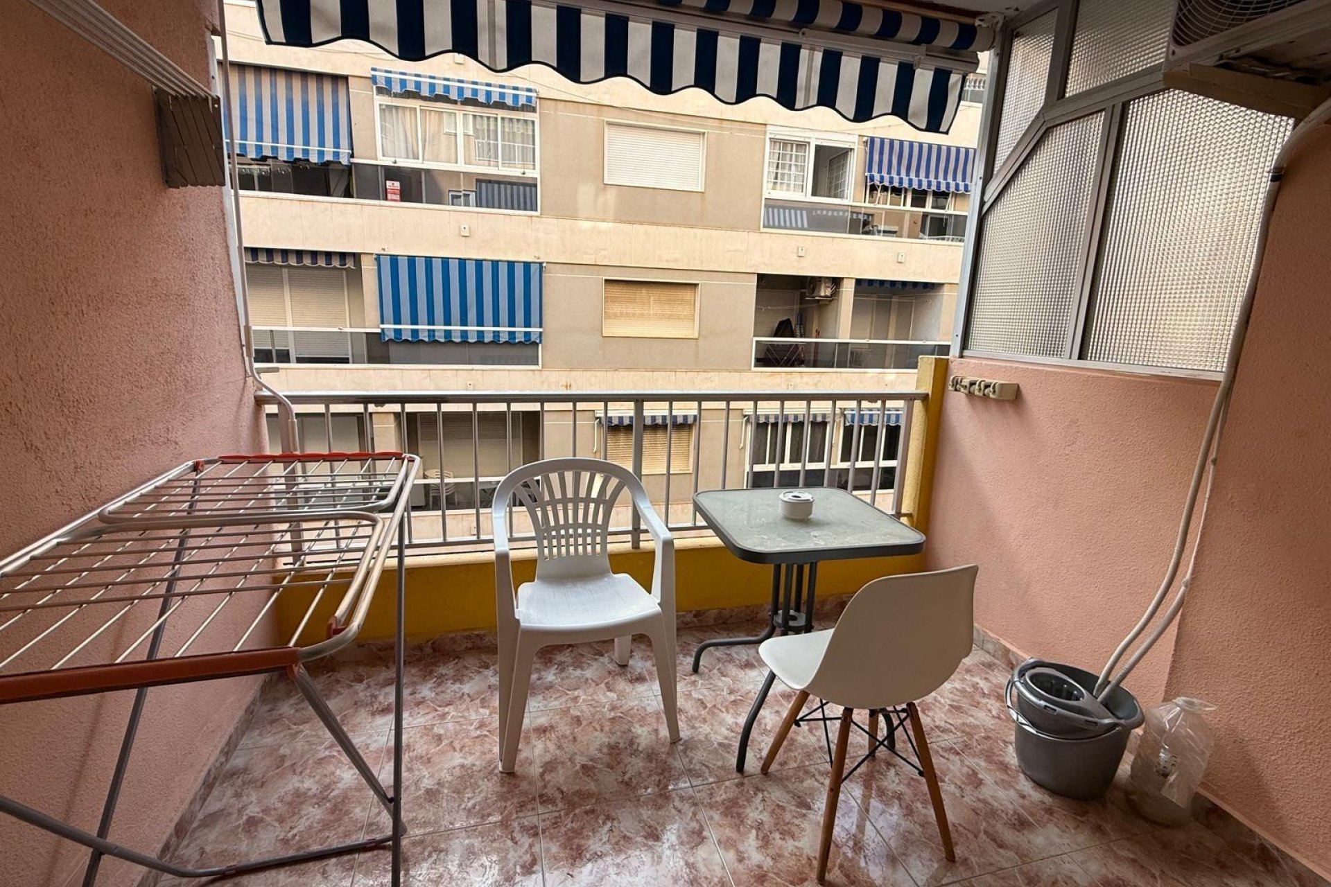Wiederverkauf - Wohnung -
Torrevieja - Playa de los Locos