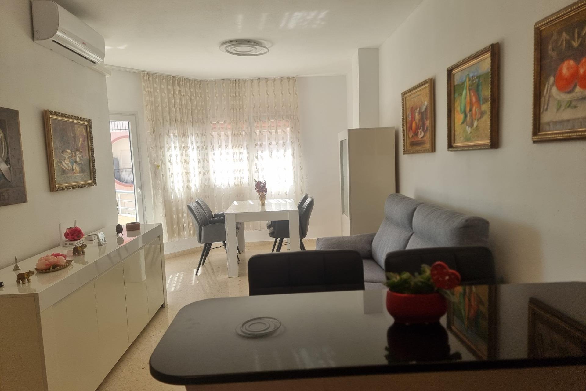 Wiederverkauf - Wohnung -
Torrevieja - Playa de los Locos