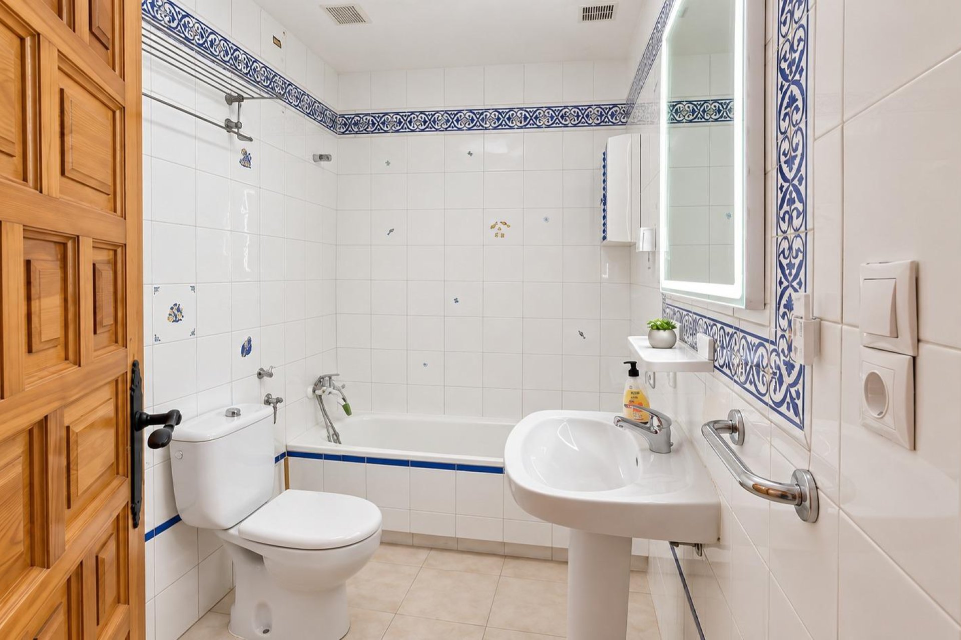 Wiederverkauf - Wohnung -
Torrevieja - Playa de los Locos
