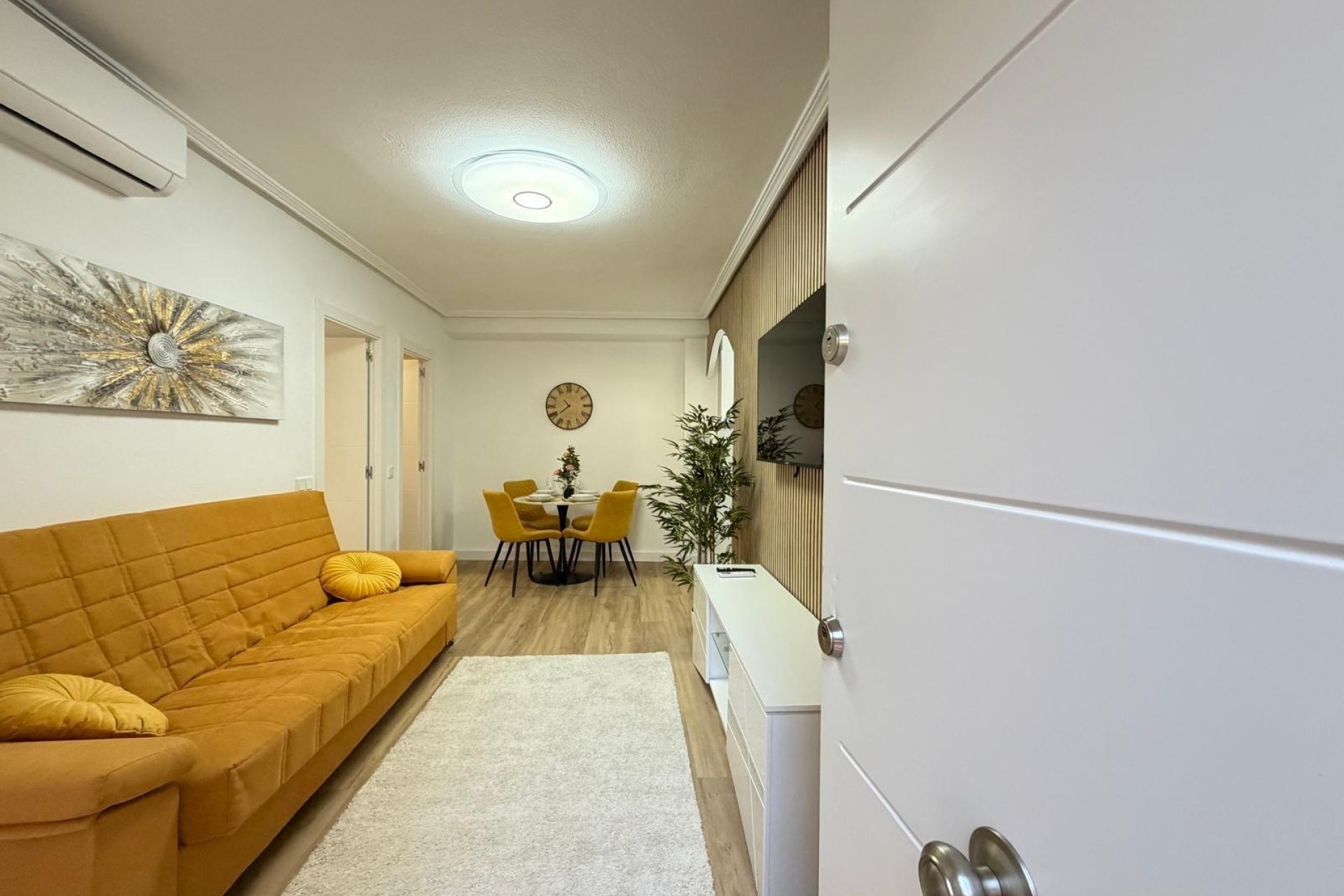 Wiederverkauf - Wohnung -
Torrevieja - Playa de los Locos
