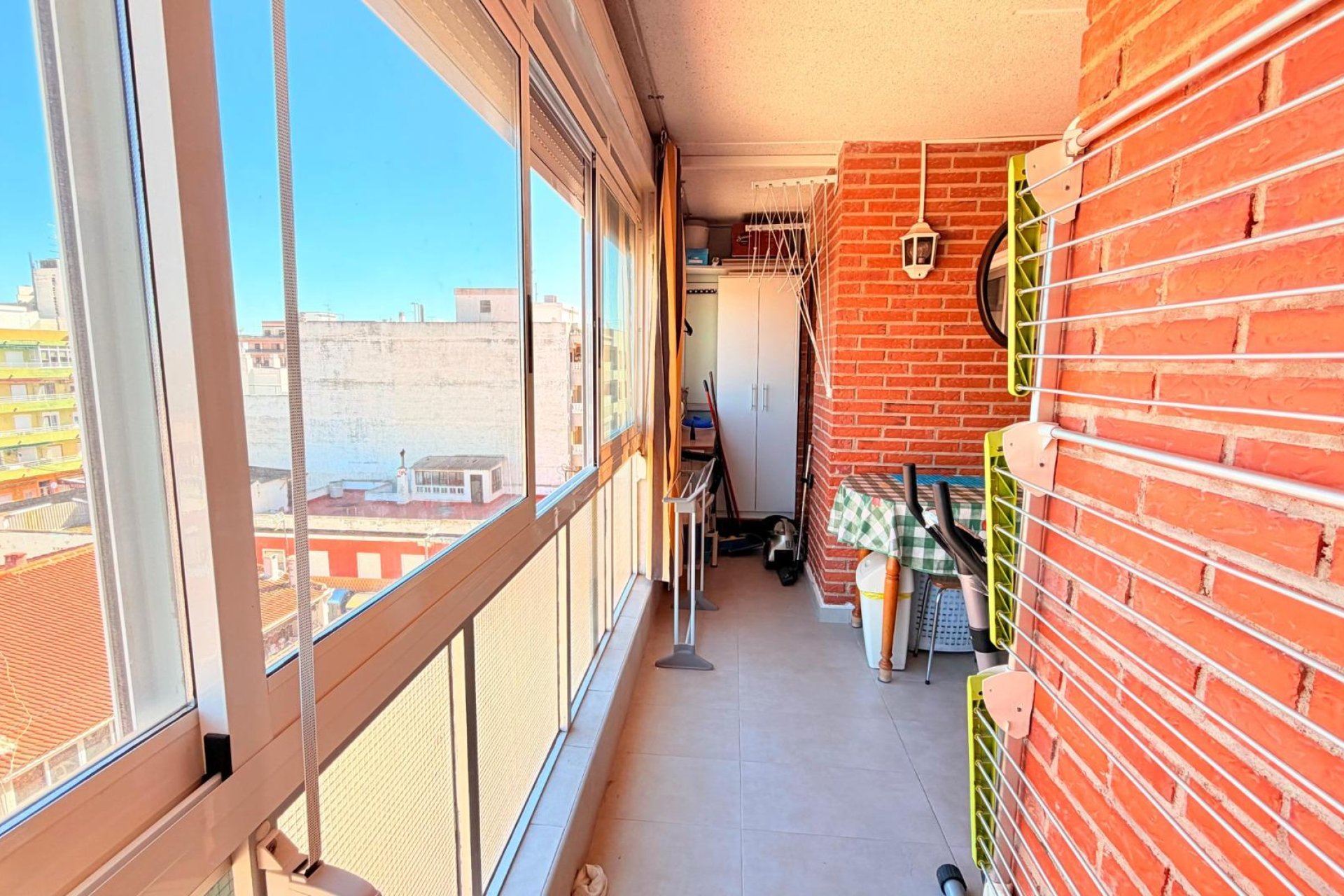 Wiederverkauf - Wohnung -
Torrevieja - Playa De Los Naufragos