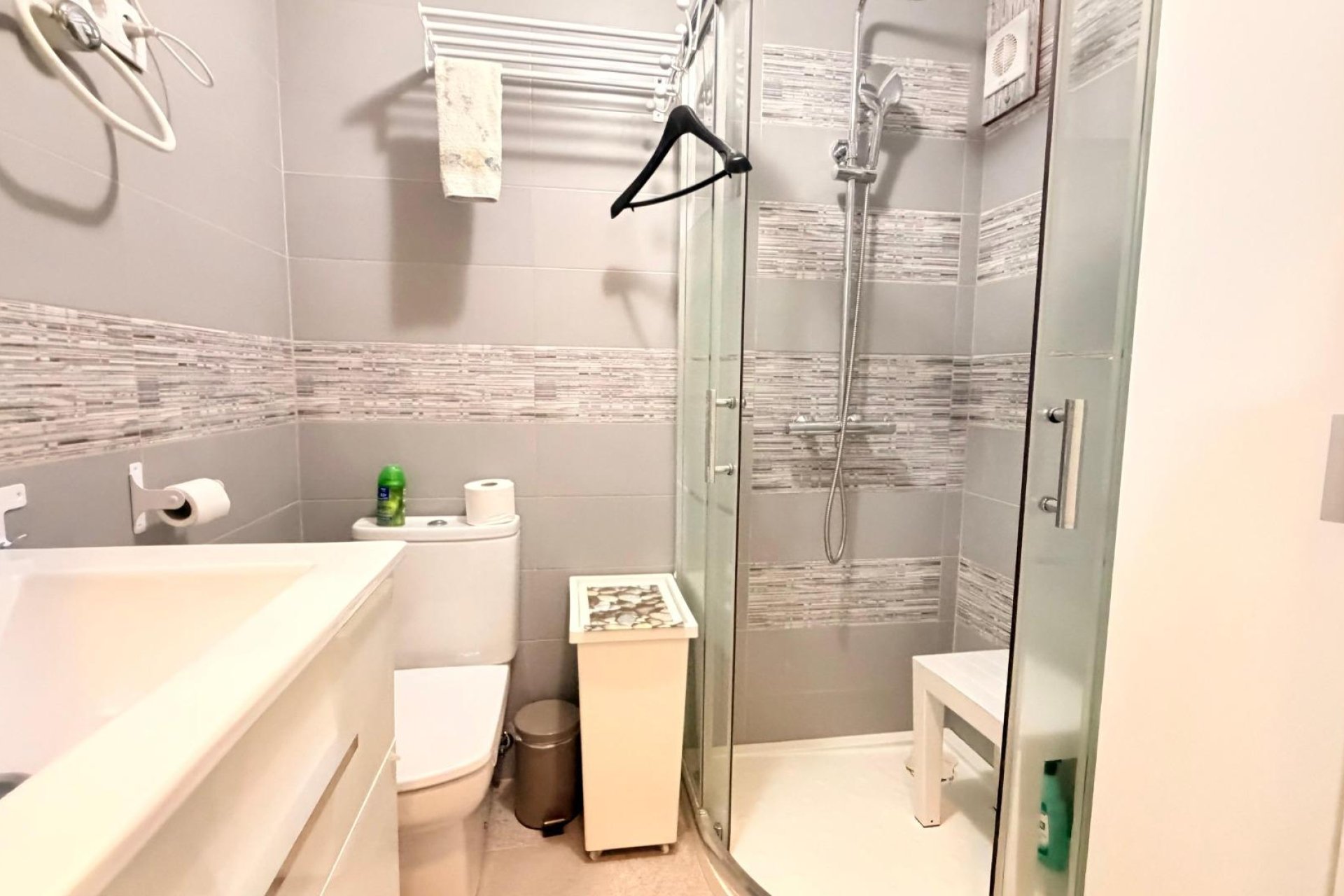 Wiederverkauf - Wohnung -
Torrevieja - Playa De Los Naufragos