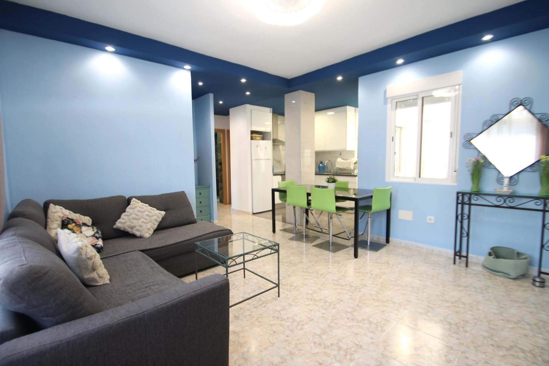 Wiederverkauf - Wohnung -
Torrevieja - Playa De Los Naufragos