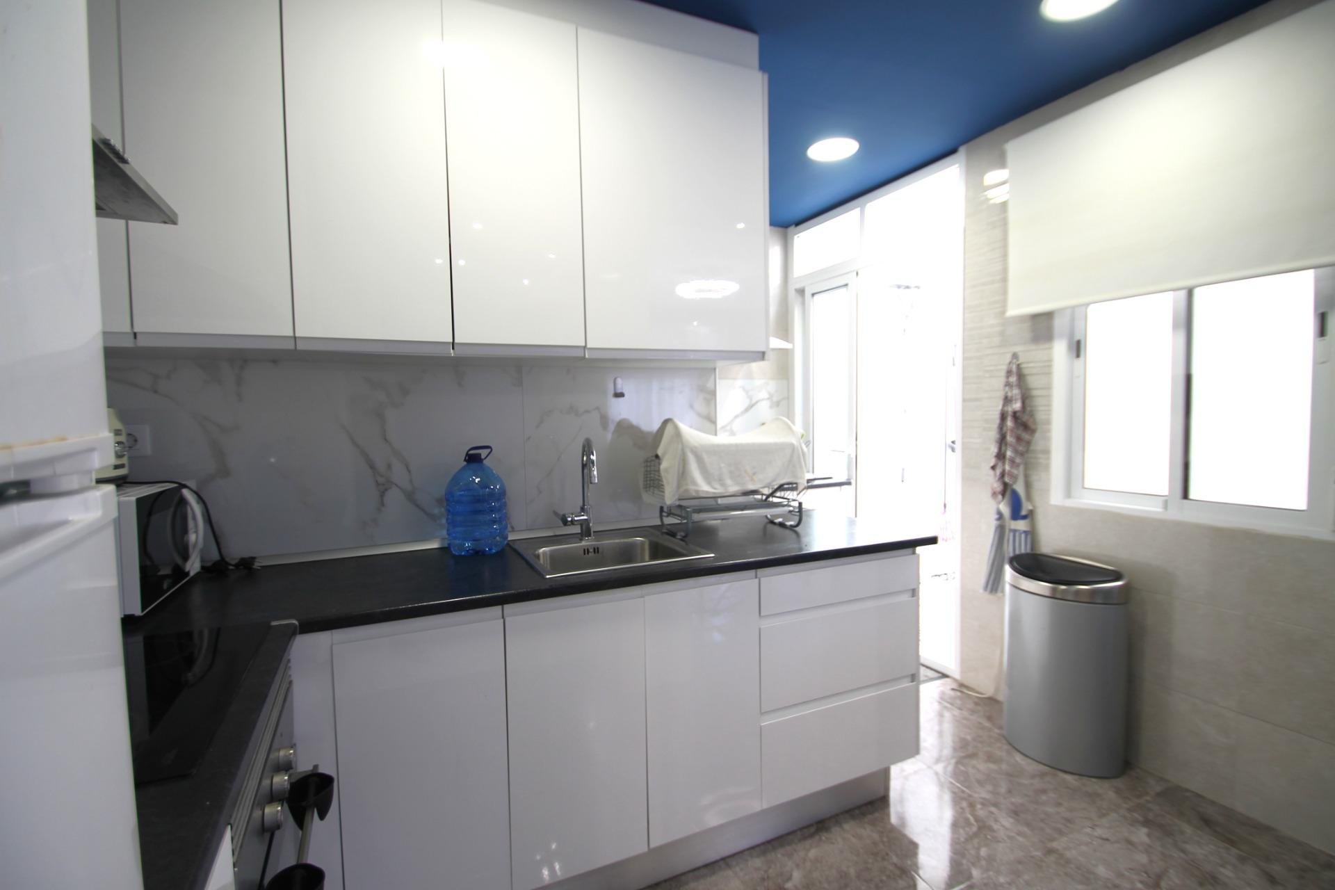 Wiederverkauf - Wohnung -
Torrevieja - Playa De Los Naufragos