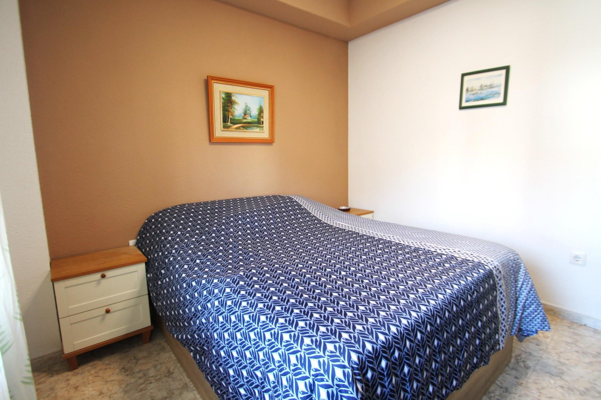 Wiederverkauf - Wohnung -
Torrevieja - Playa De Los Naufragos
