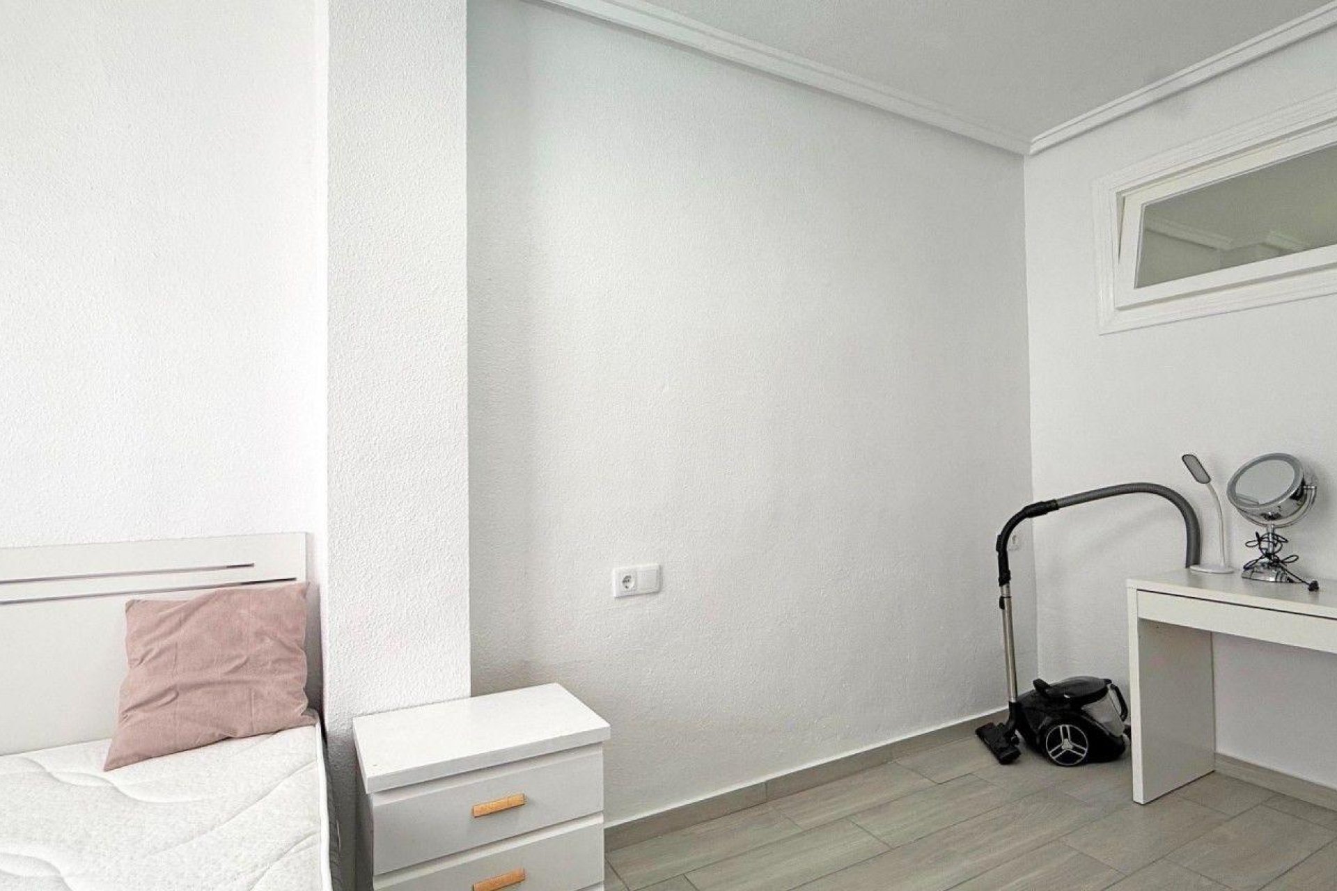 Wiederverkauf - Wohnung -
Torrevieja - Playa del Cura